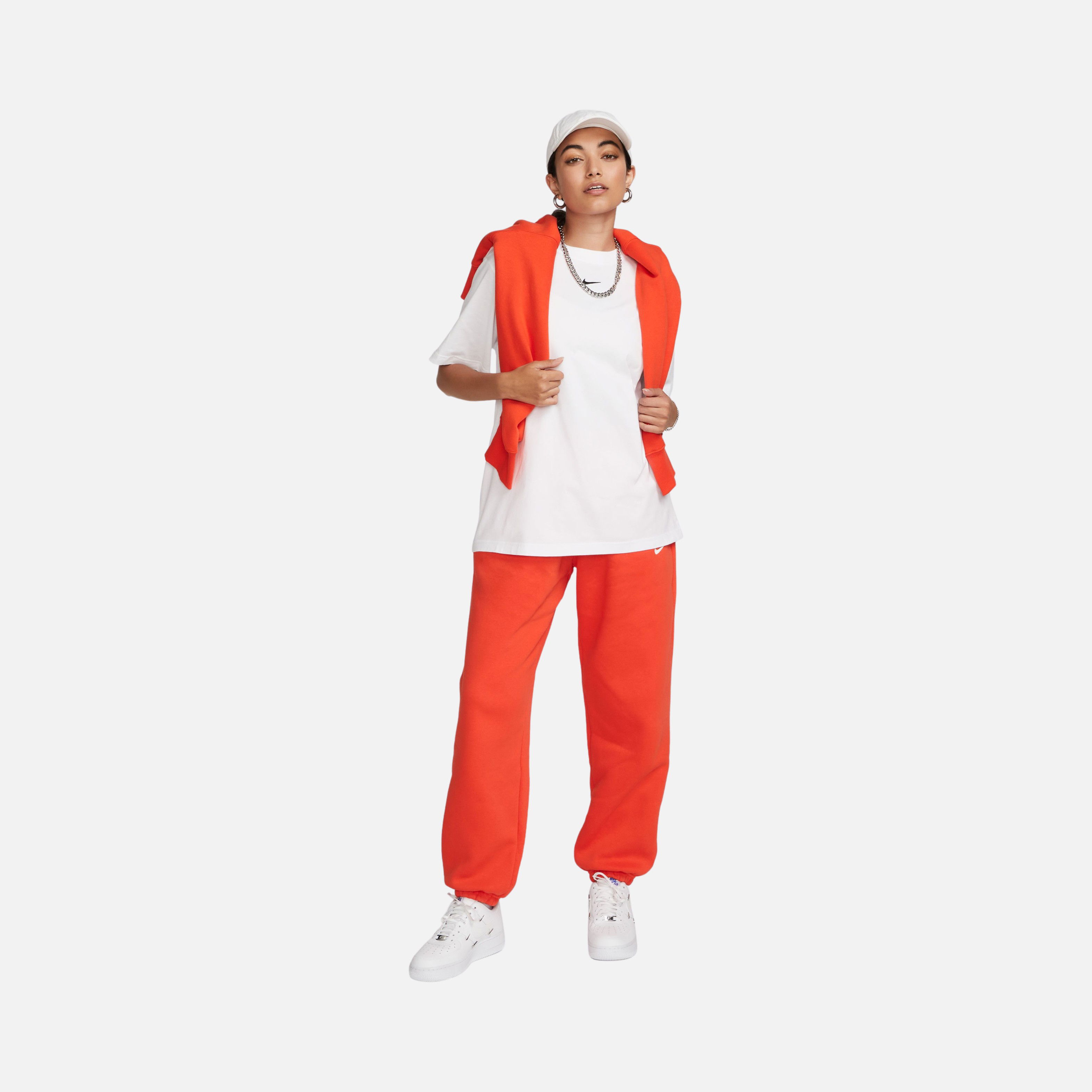 Nike Sportswear Essential Loose Fit Short-Sleeve Kadın Tişört