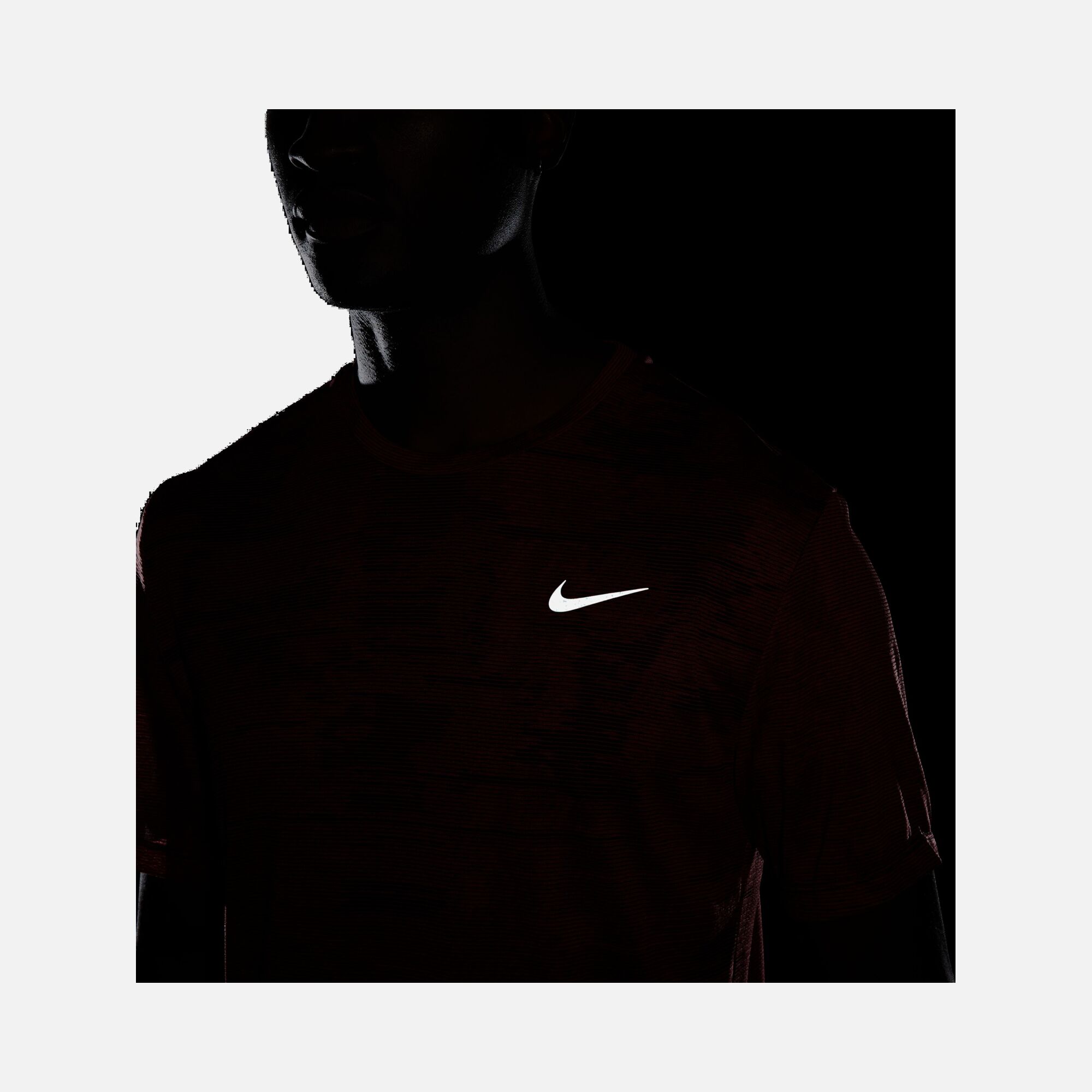 Nike Dri-Fit ADV Run Division Techknit Running Short-Sleeve Erkek Tişört