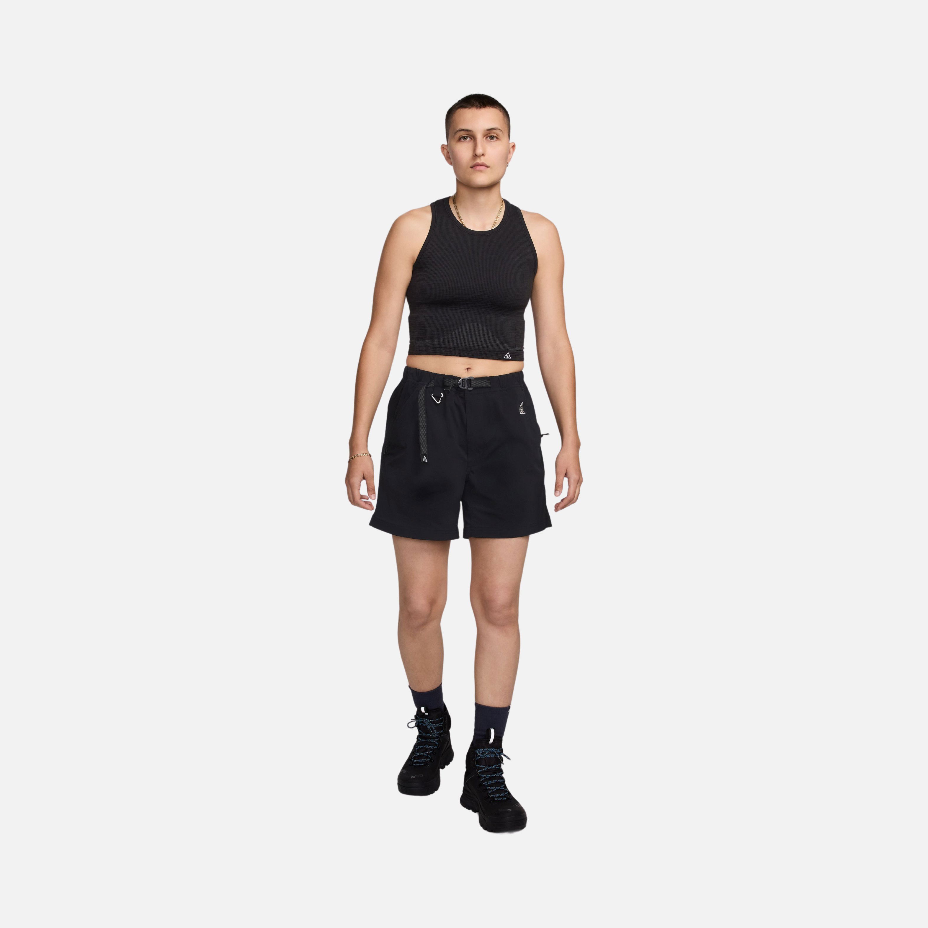 Nike Sportswear ACG "Delta River" Base Layer Cropped Kadın Atlet