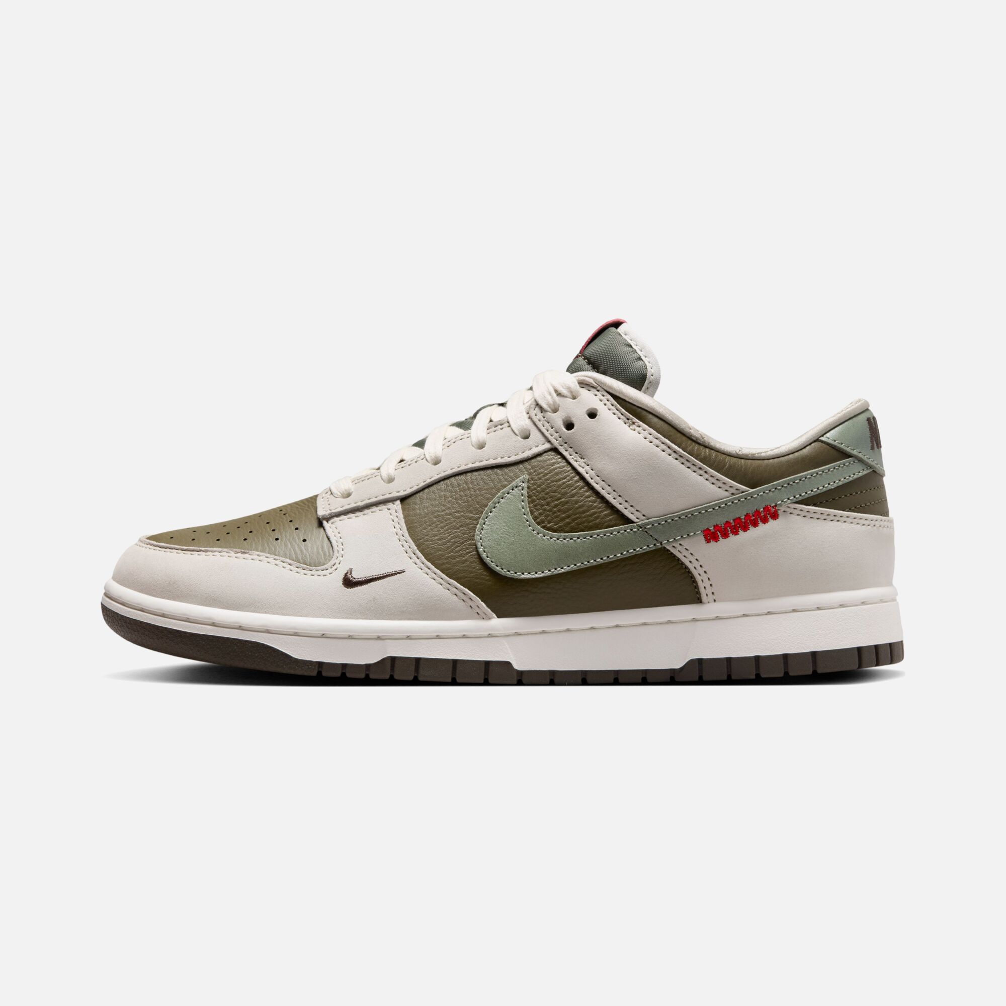 Nike Dunk Low Retro ''Year of the Snake'' Erkek Spor Ayakkabı