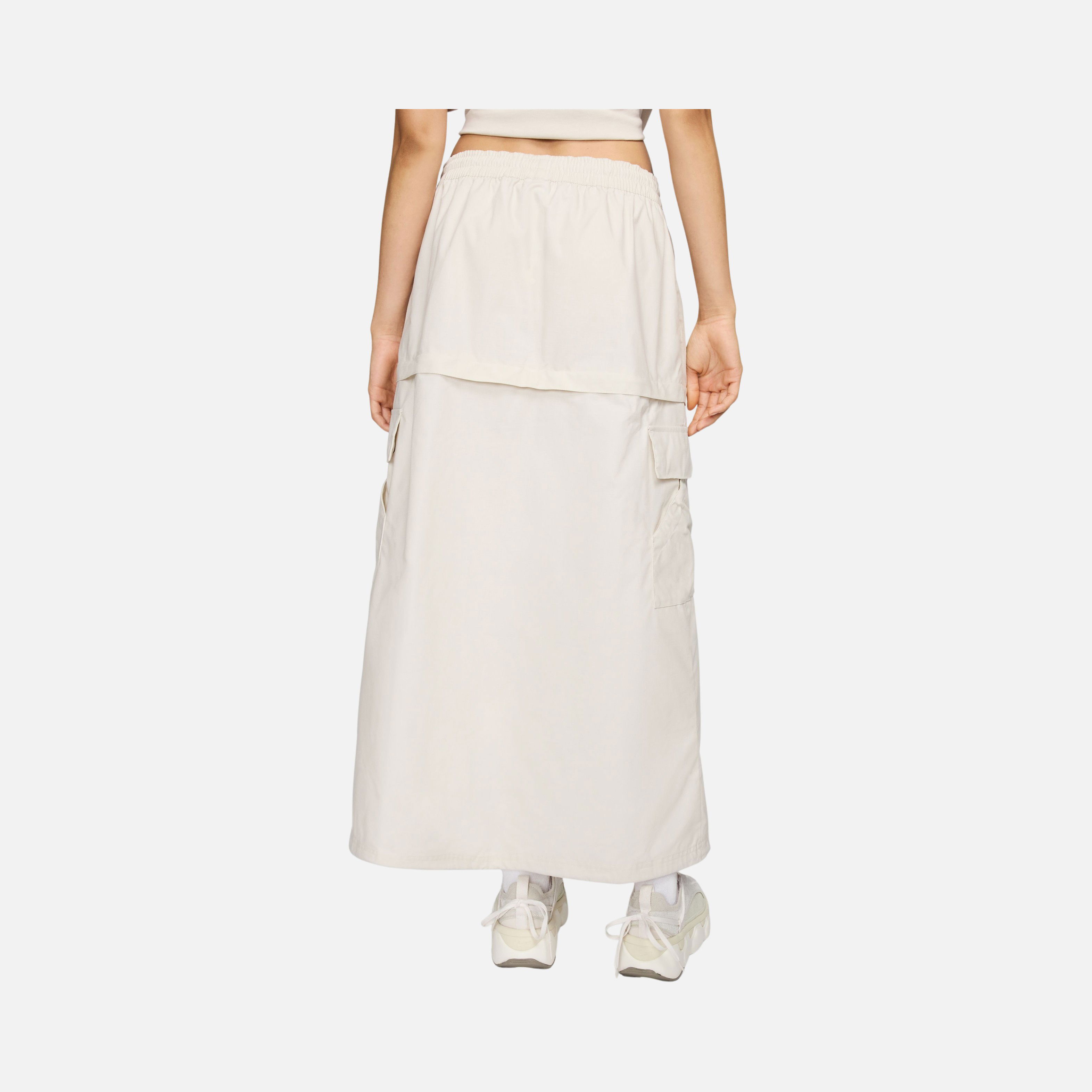 Nike Sportswear Essentials Mid-Rise Woven Cargo Midi Kadın Etek