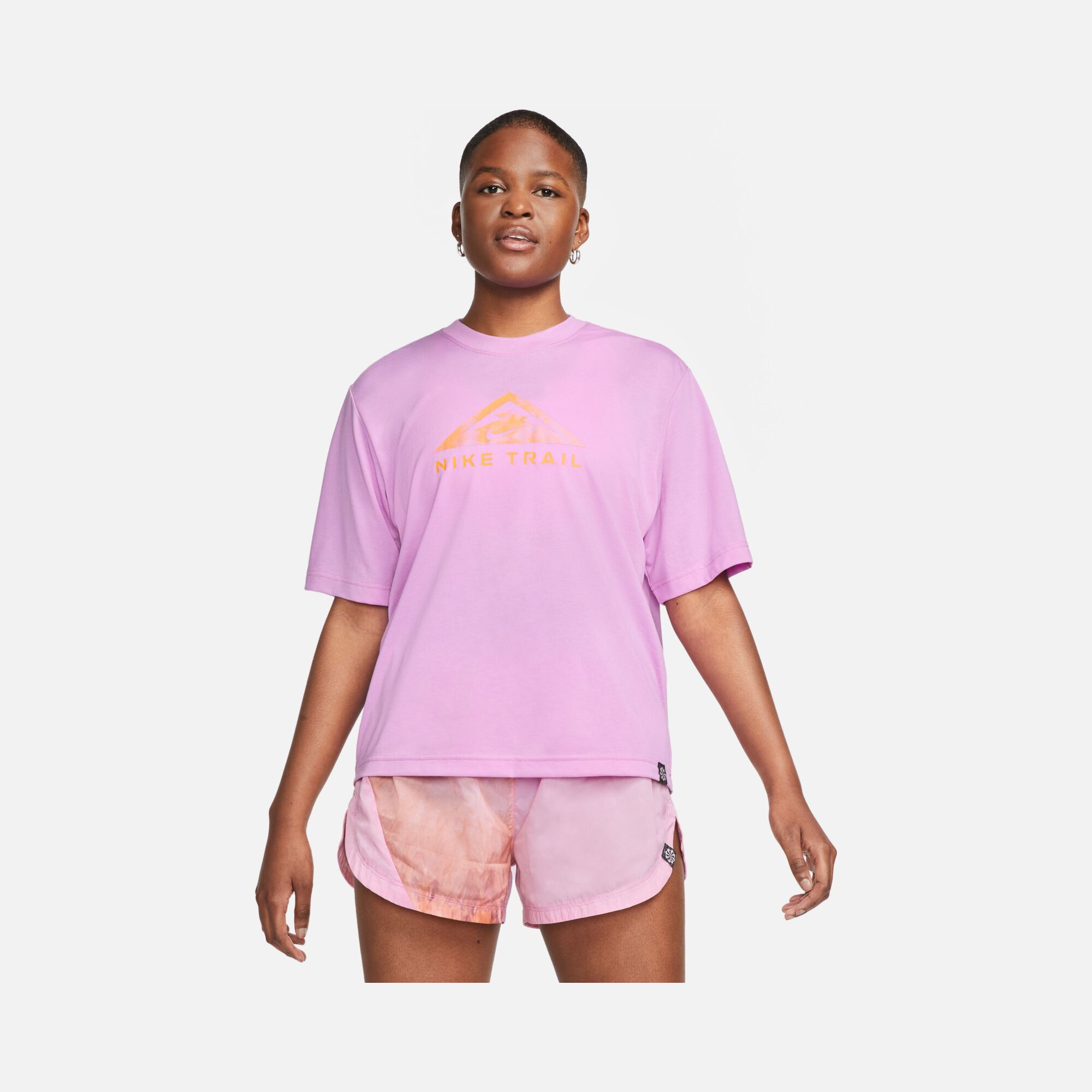 Nike Dri-Fit Trail Short-Sleeve Kadın Tişört