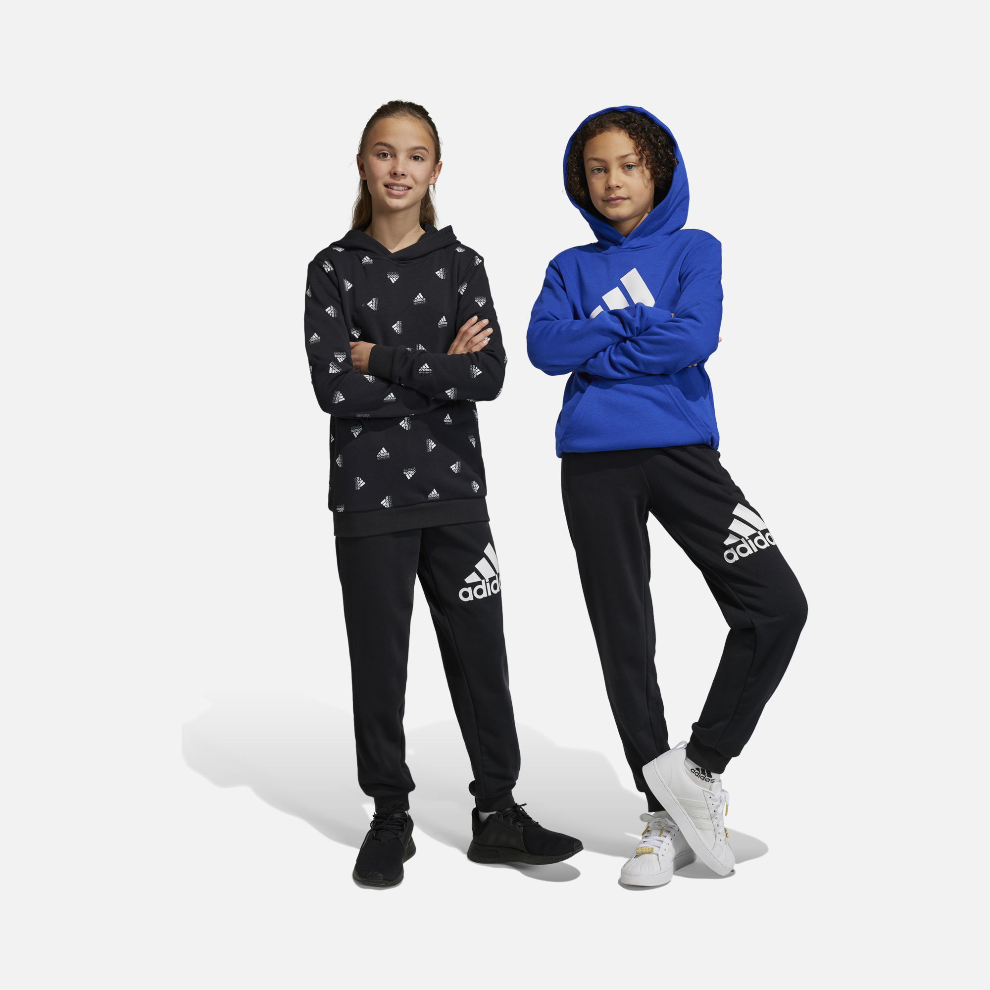 adidas Essentials Regular Fit Logo Çocuk Eşofman Altı
