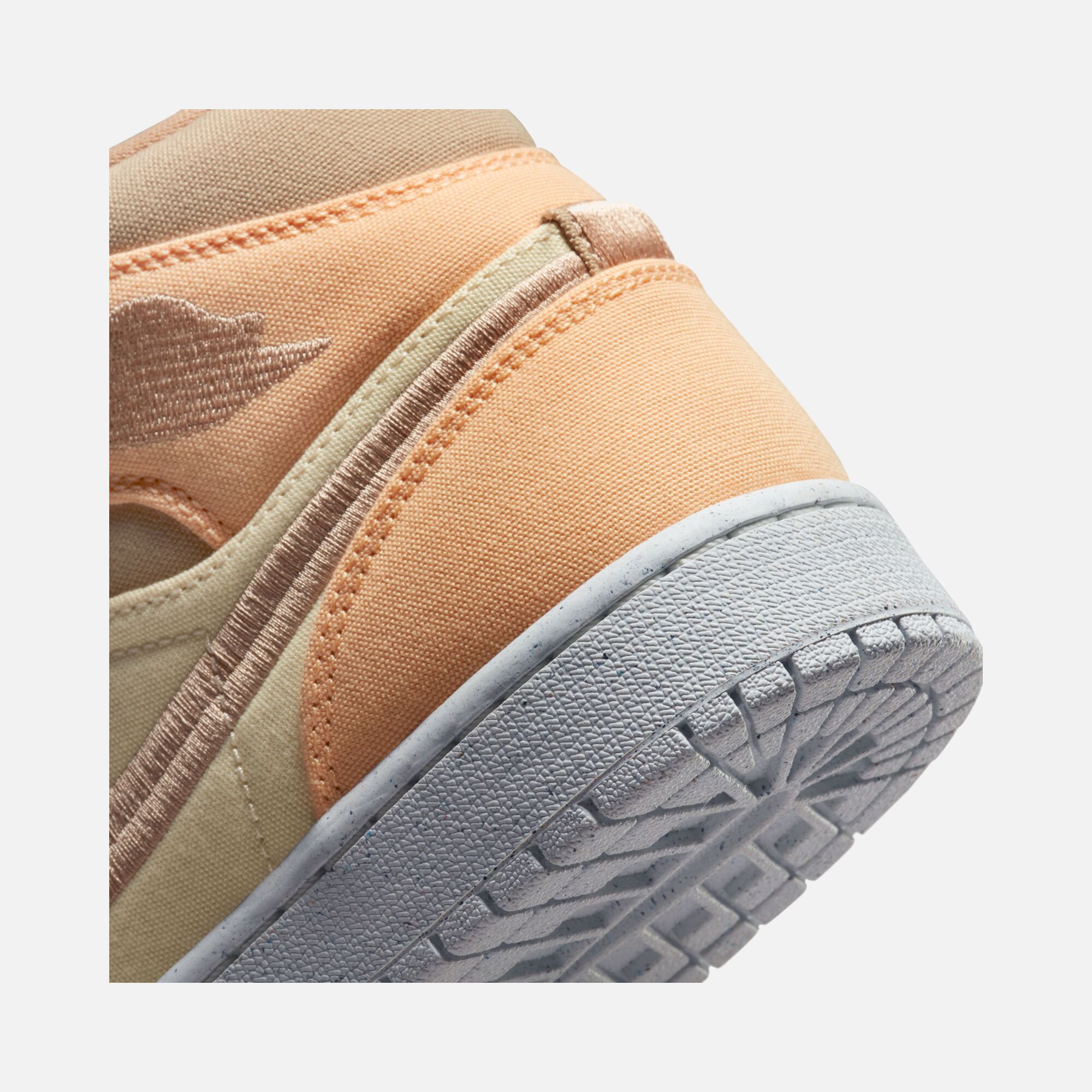 Nike Air Jordan 1 Mid SE ''Custom Swoosh Logo'' Kadın Spor Ayakkabı