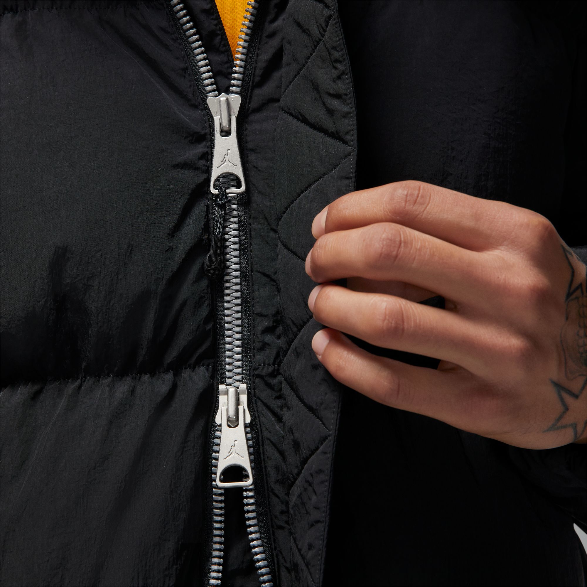 Nike Jordan Essential Statement 550 Down Fill Full-Zip Hoodie Erkek Parka