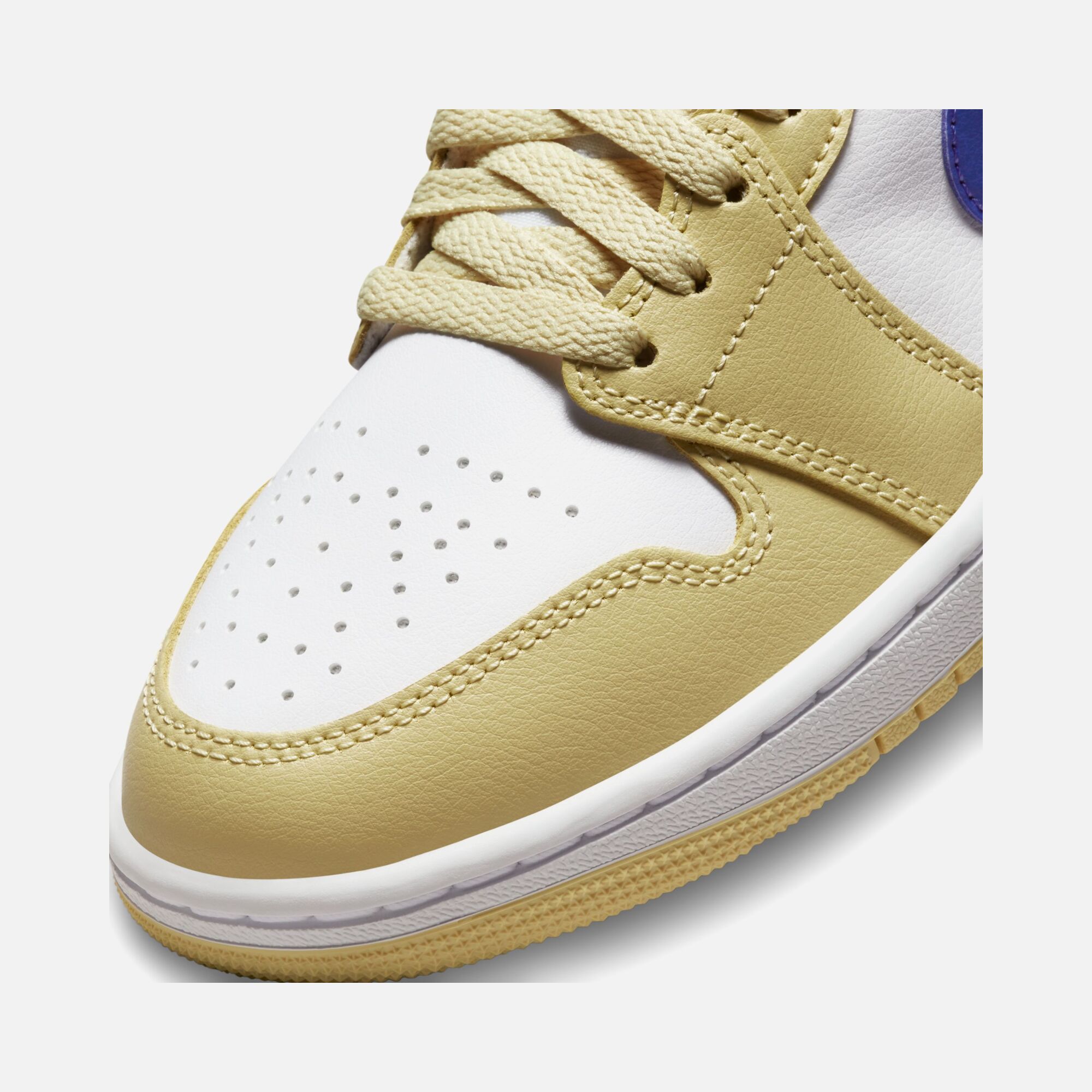 Nike Air Jordan 1 Mid Kadın Spor Ayakkabı