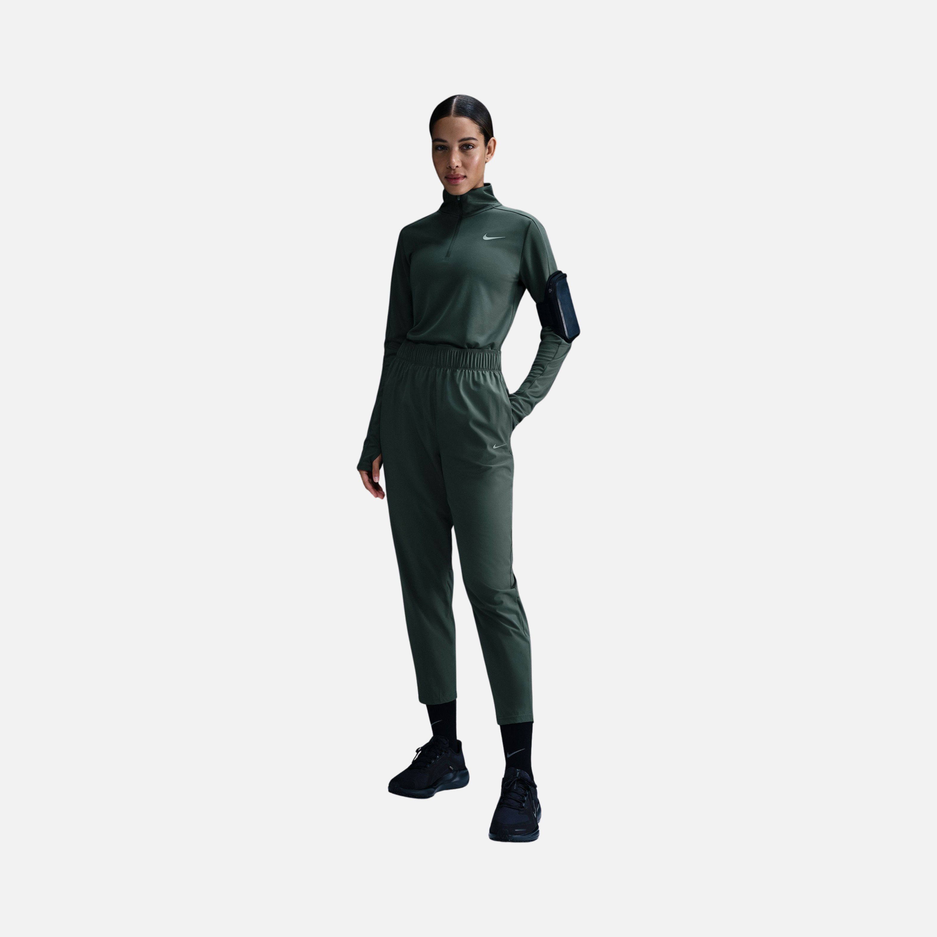 Nike Dri-Fit Fast Mid-Rise 7/8 Running Kadın Eşofman Altı