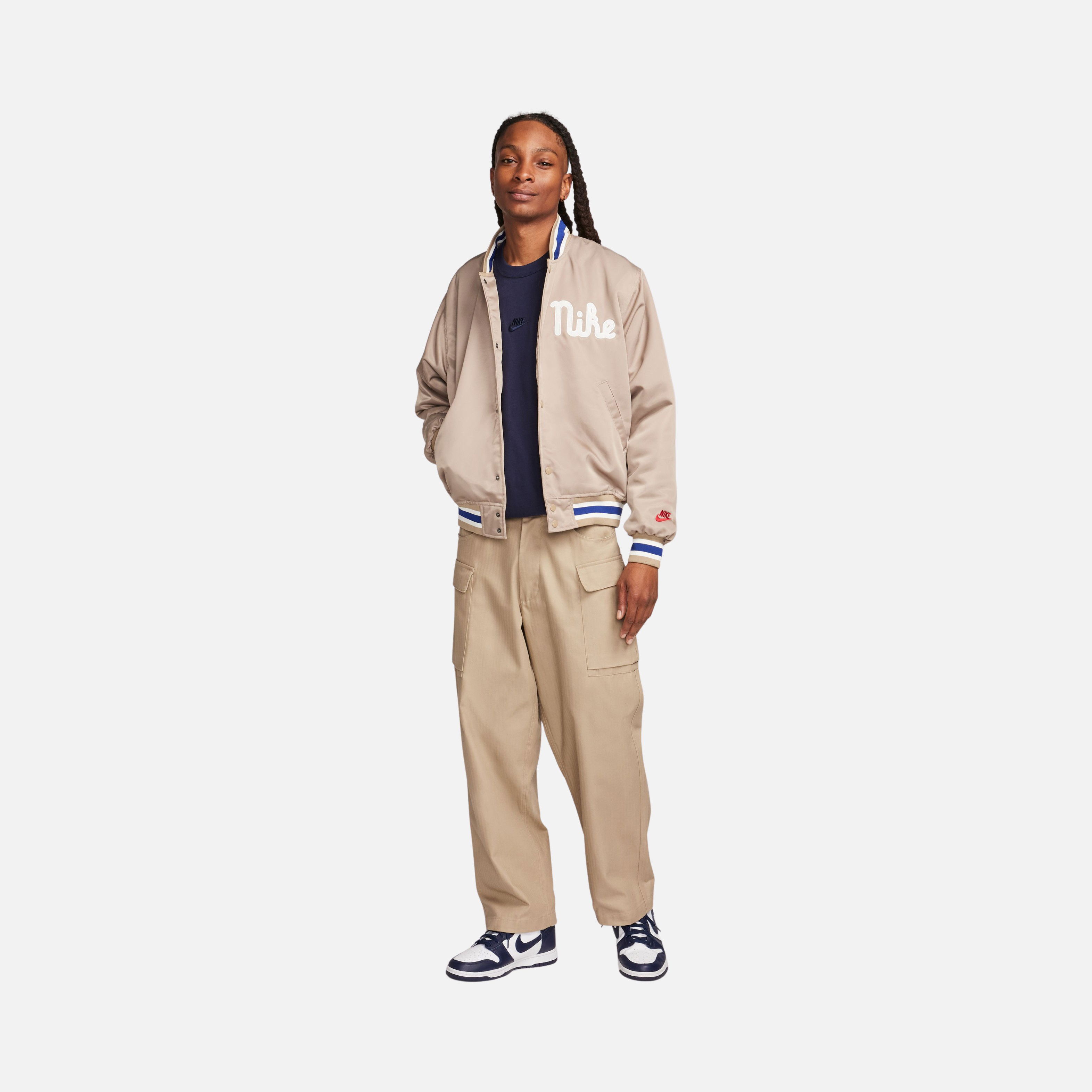 Nike Sportswear Premium Essentials Short-Sleeve Erkek Tişört