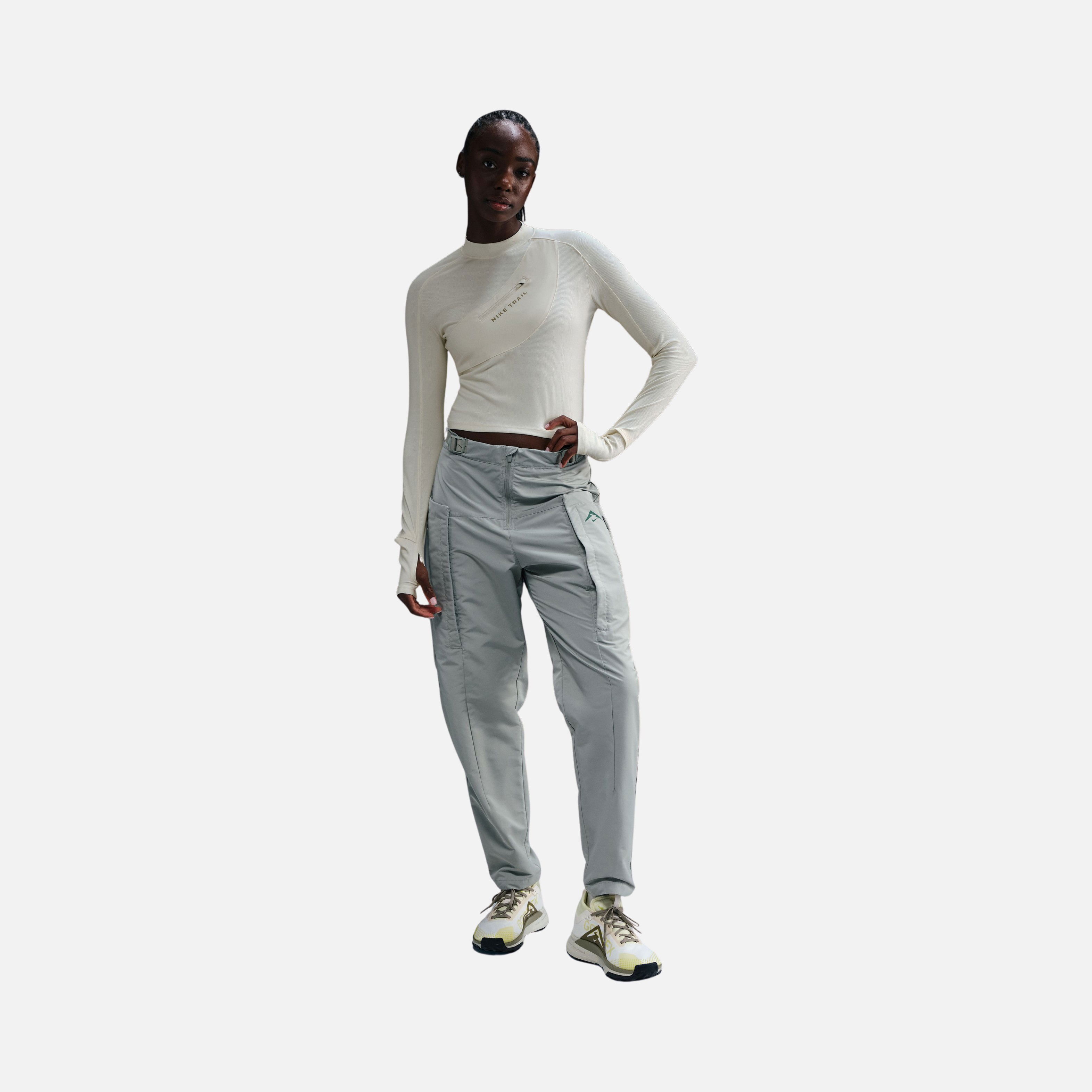 Nike Dri-Fit Long-Sleeve Pocket Running Long-Sleeve Kadın Tişört