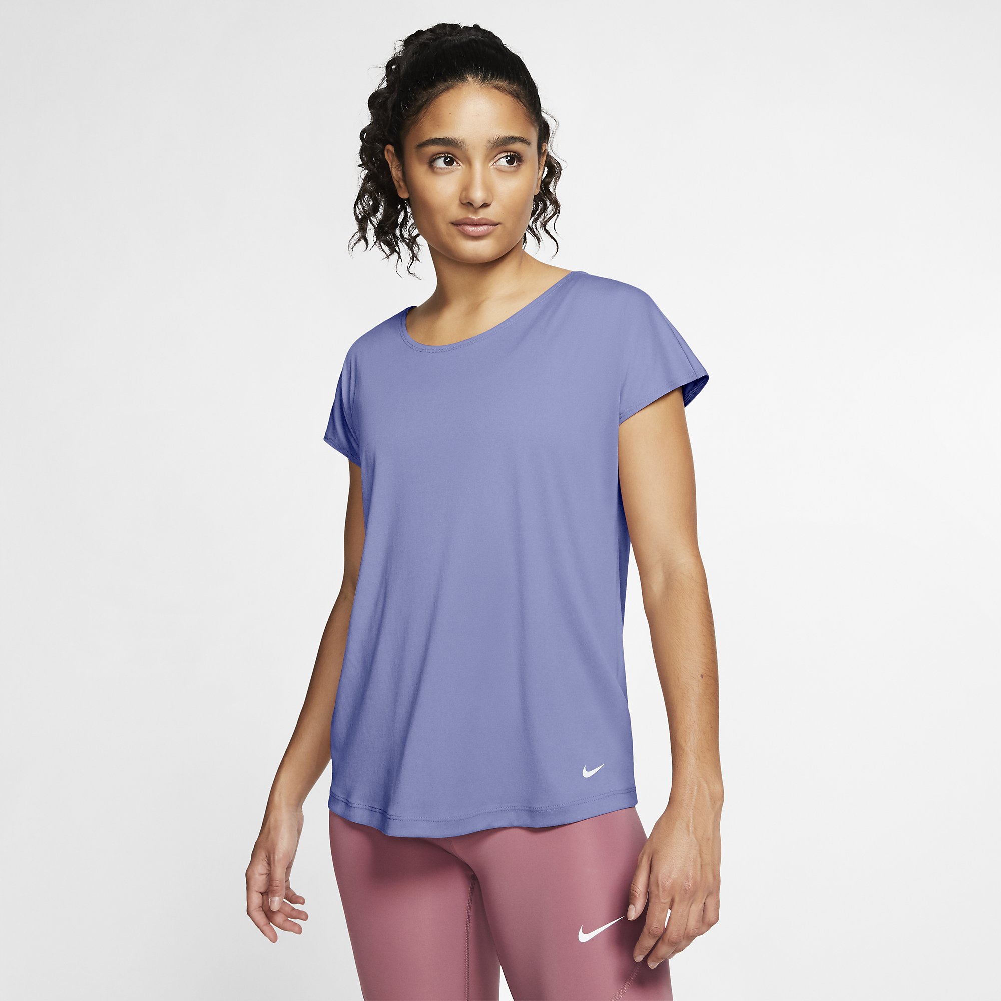 Nike Pro Dri-Fit Elastika Short-Sleeve Essential Kadın Tişört