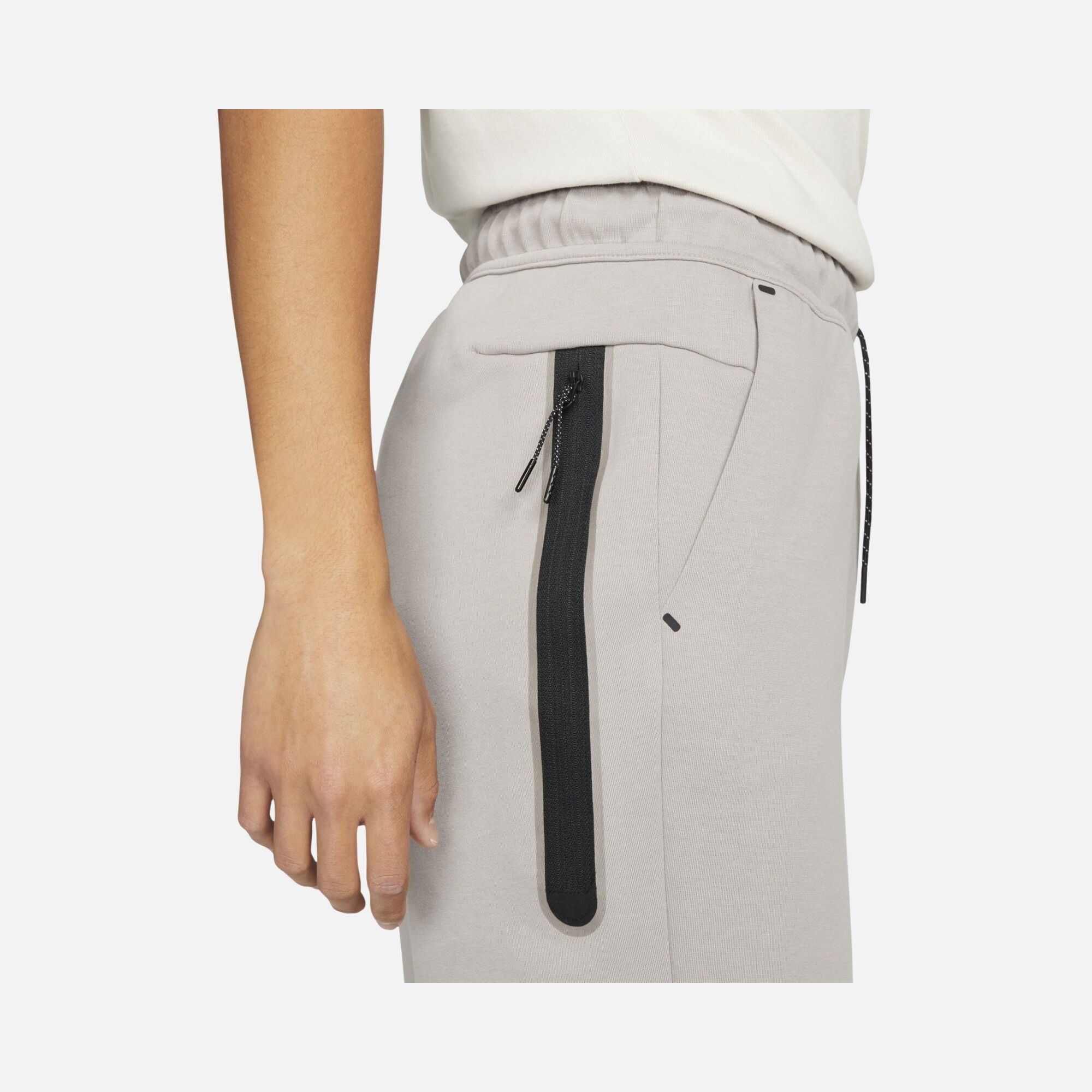 Nike Sportswear Tech Fleece SS22 Erkek Şort