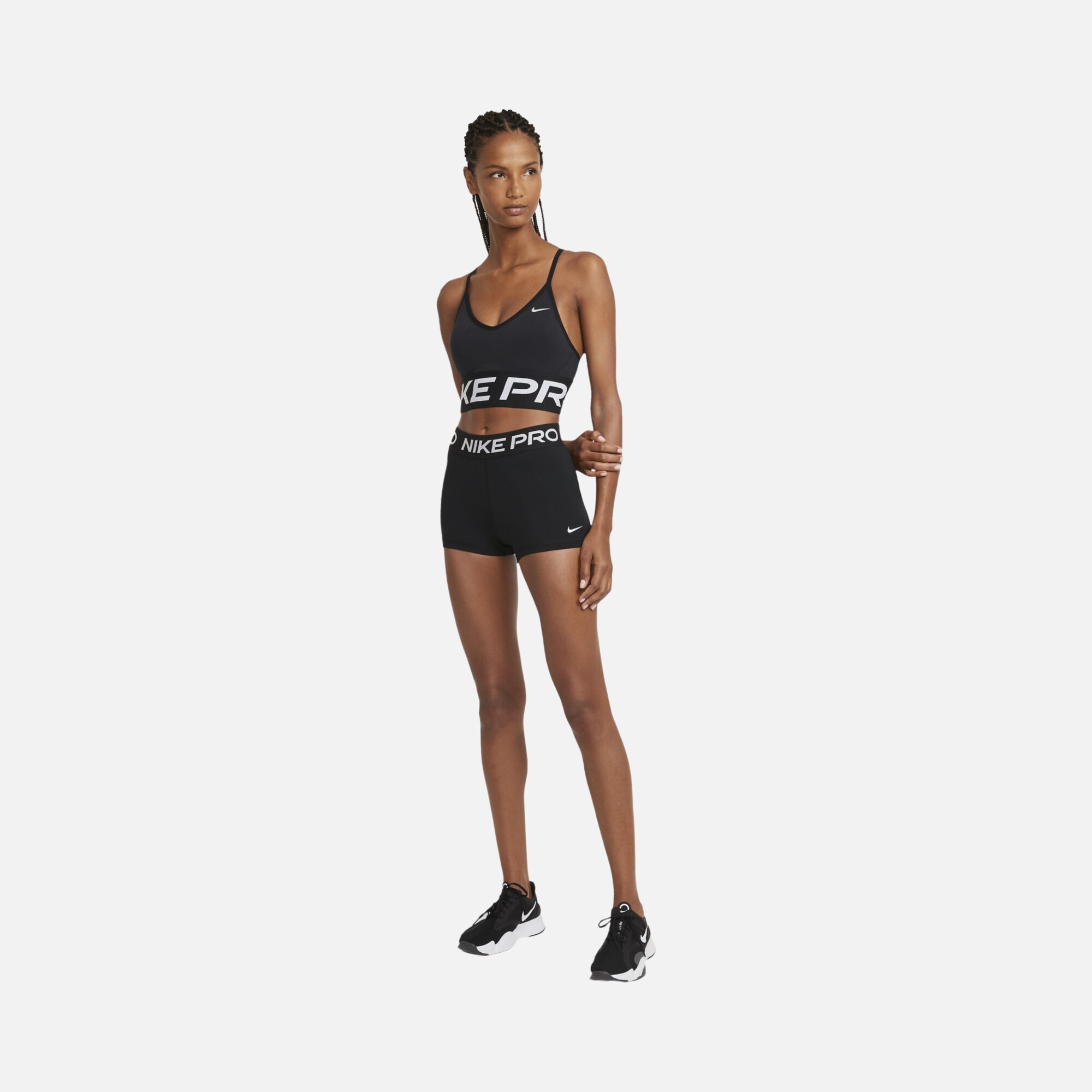 Nike Pro 8 cm Training Kadın Şort