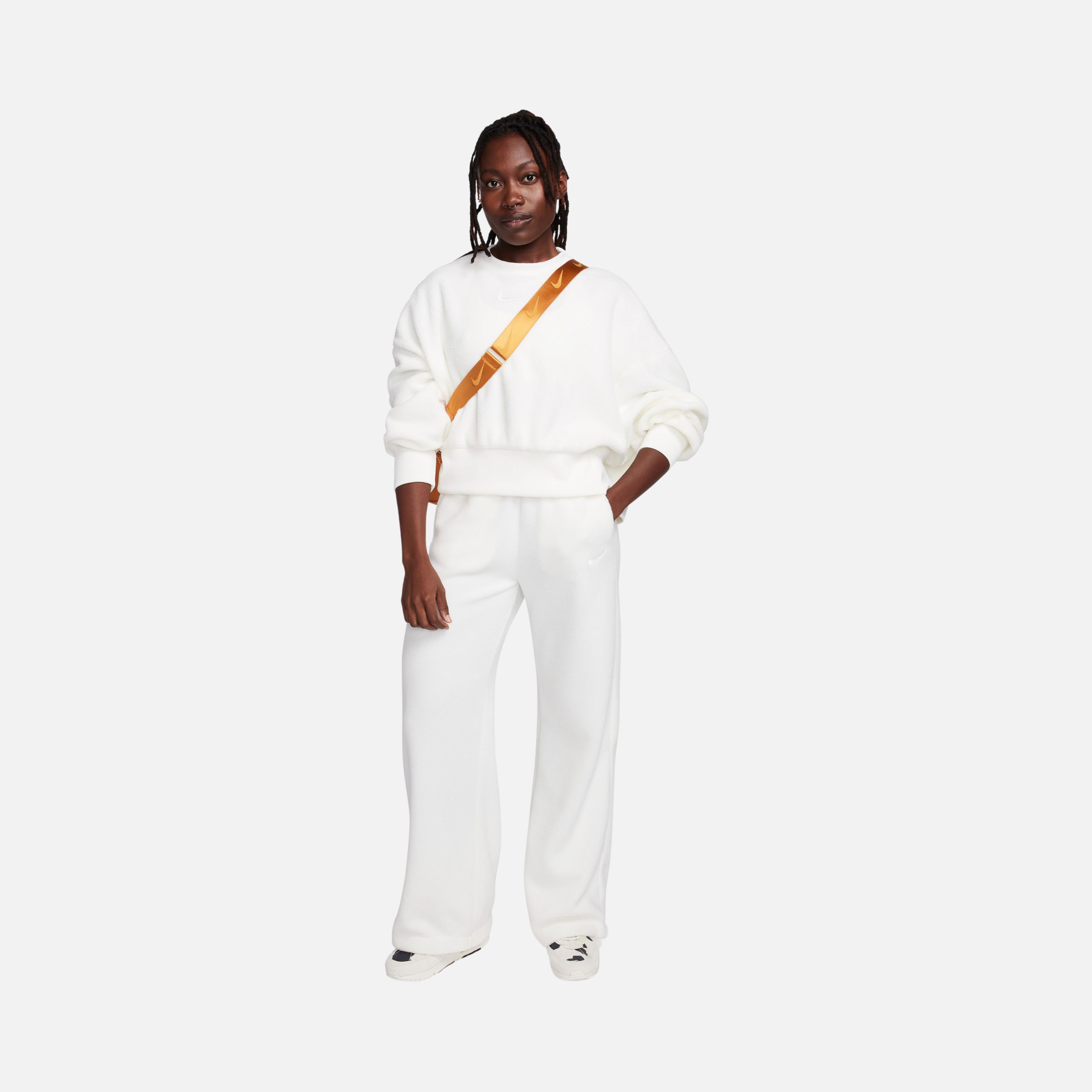 Nike Sportswear Plush Mod Cropped Crew-Neck Kadın Sweatshirt