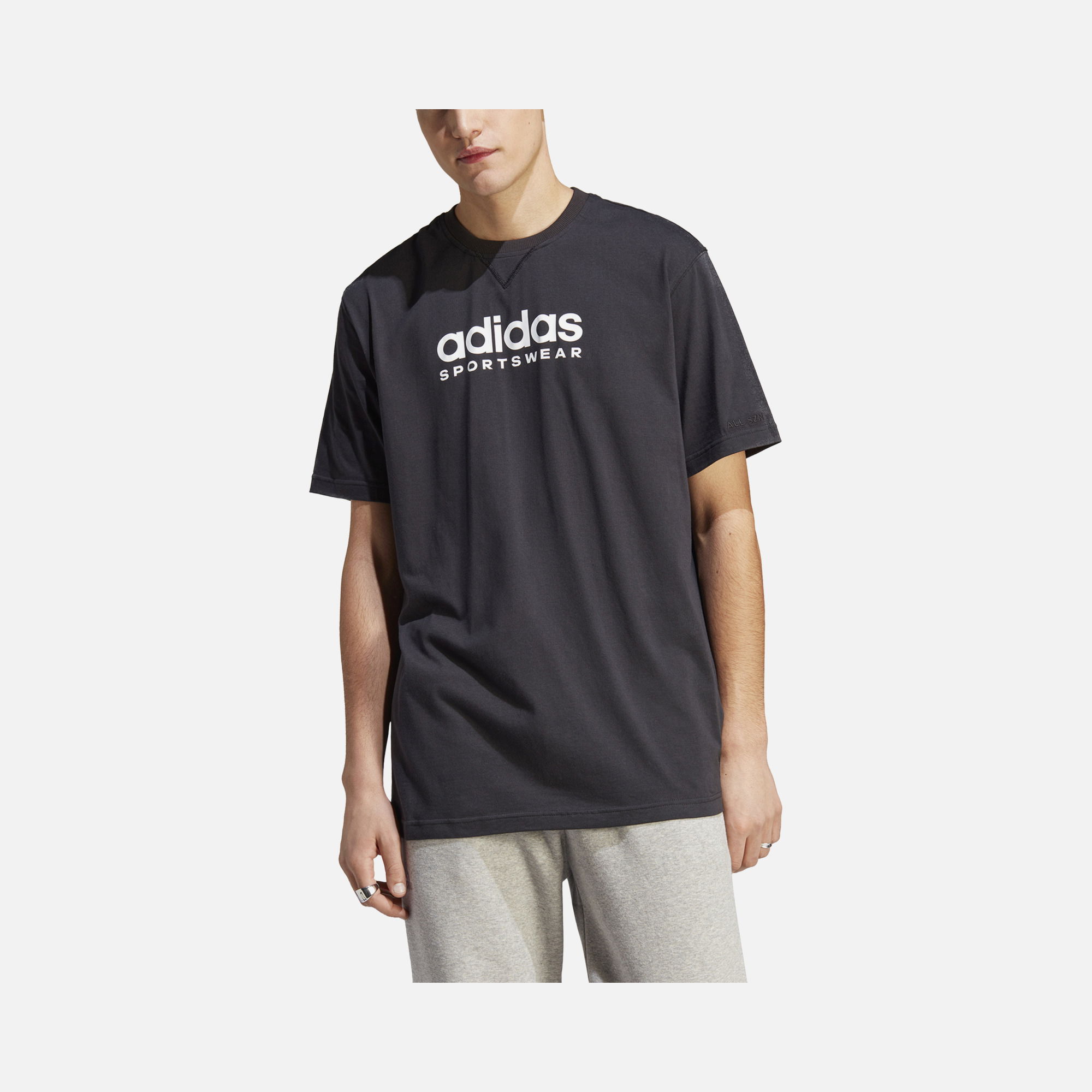 adidas Sportswear All SZN Graphic Short-Sleeve Erkek Tişört