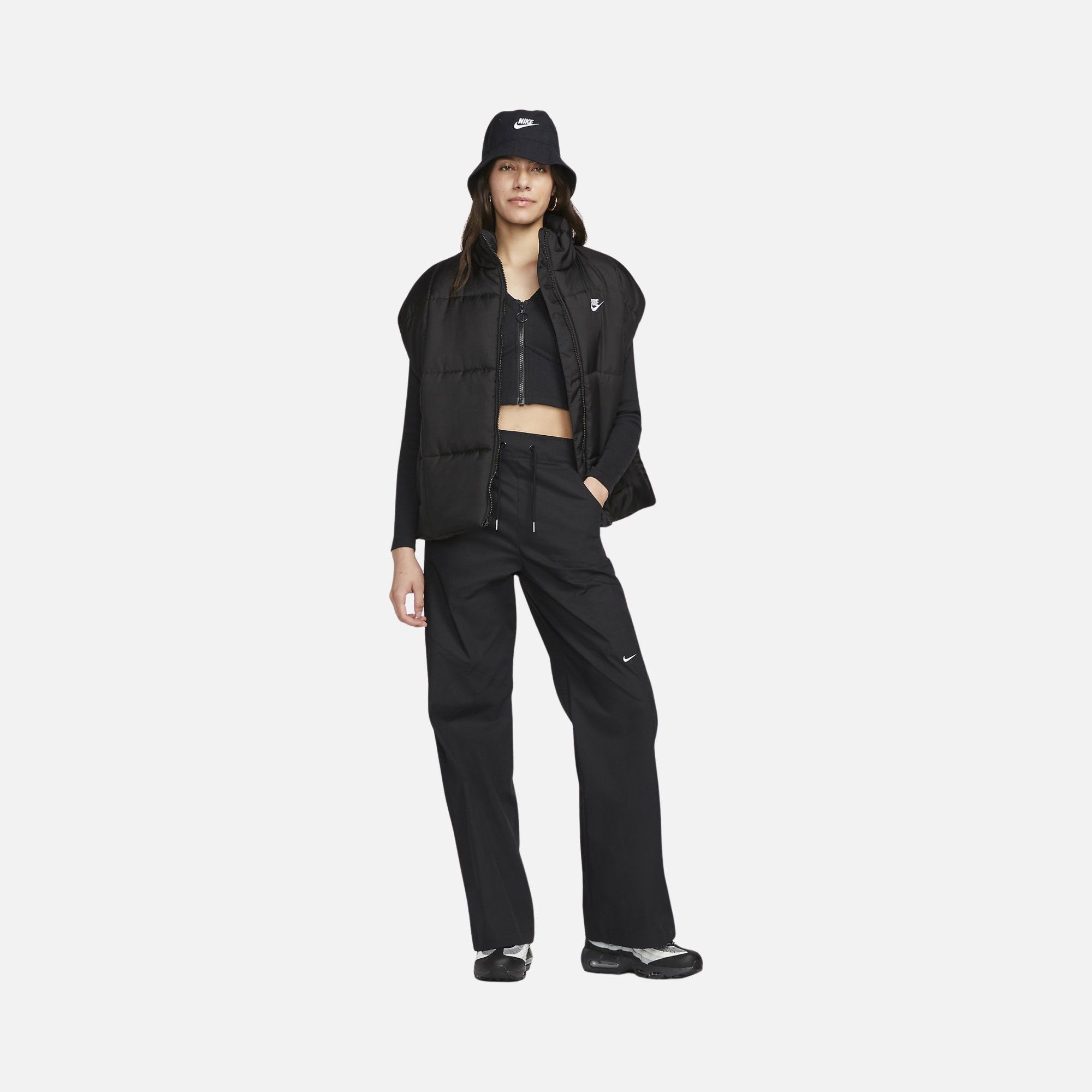 Nike Sportswear Essentials Woven High-Rise Kadın Pantolon