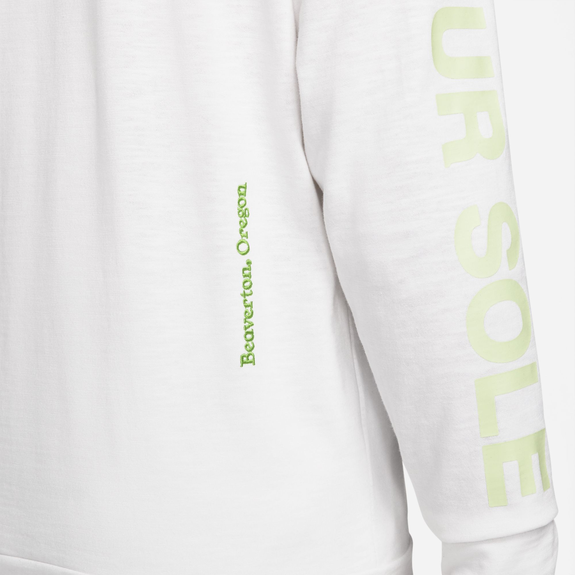 Nike Sportswear World Tour 2 Long-Sleeve Erkek Tişört
