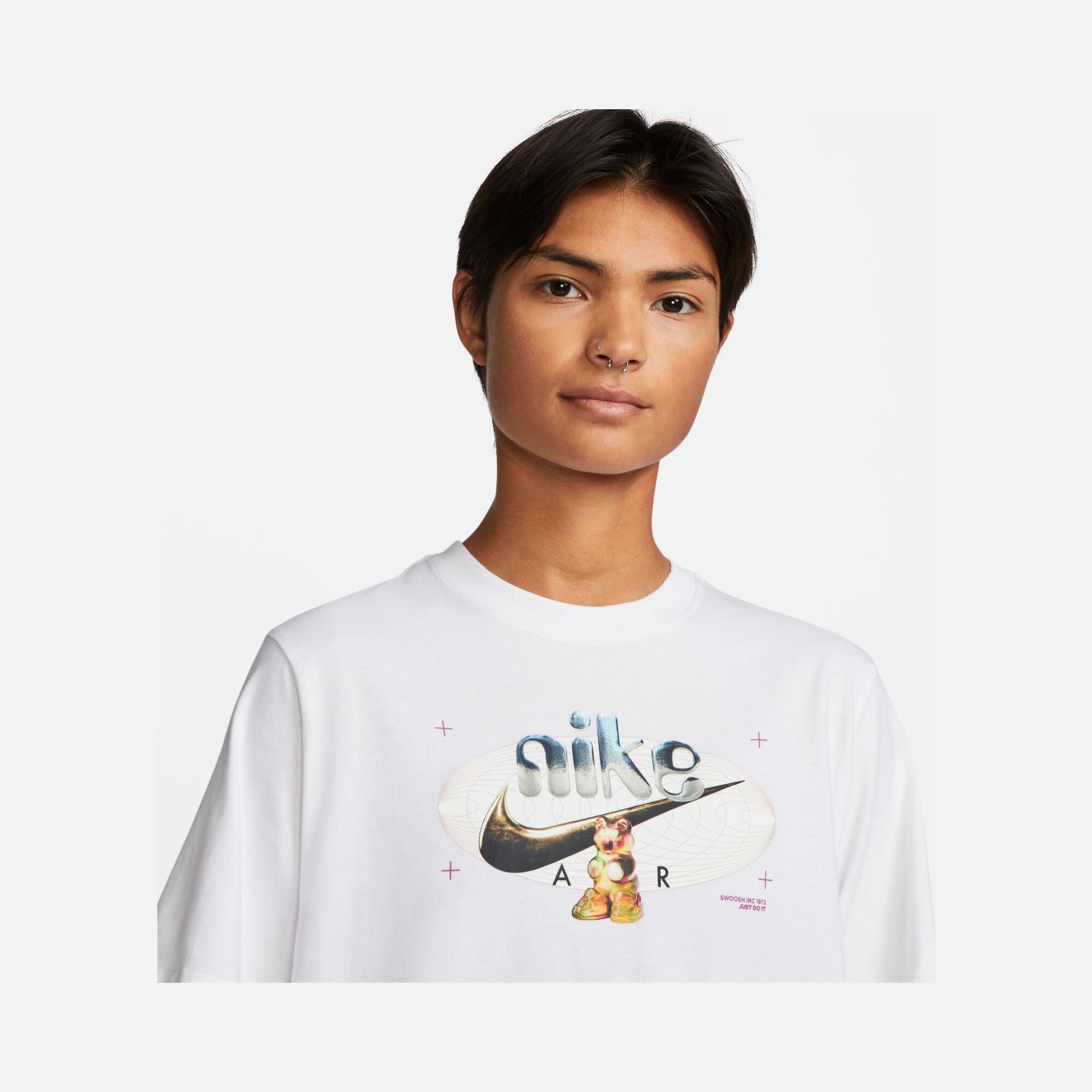 Nike Sportswear ''Jelly & Metallic Graphics'' 2 Boxy Short-Sleeve Kadın Tişört