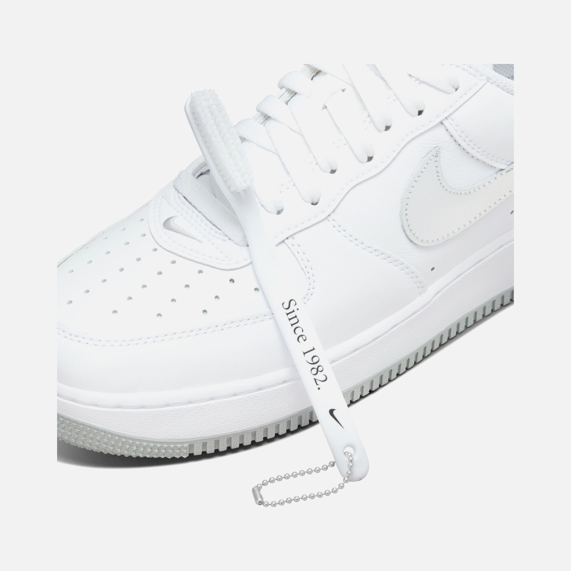 Nike Air Force 1 Low Retro ''Metallic Swoosh'' Erkek Spor Ayakkabı