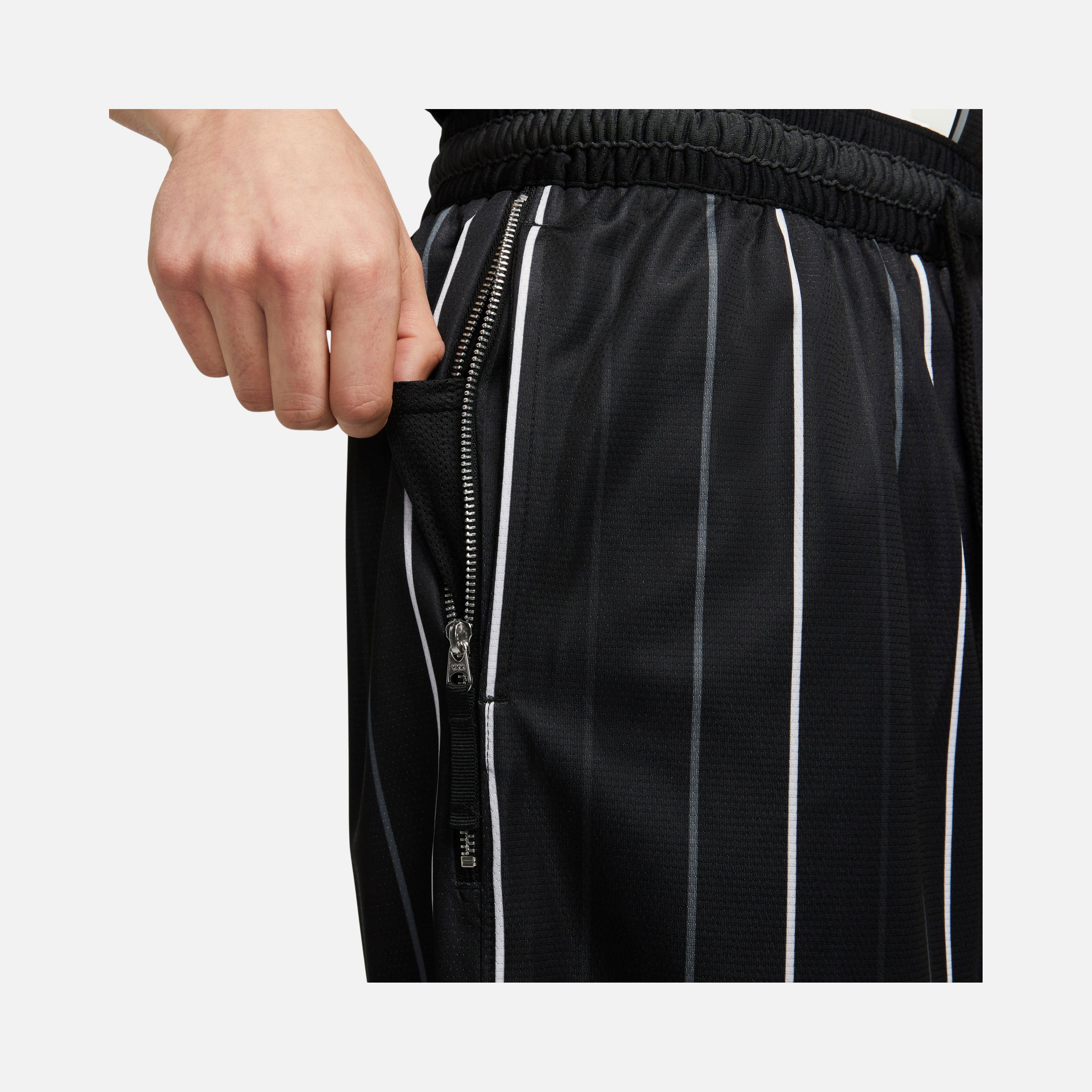 Nike Dri-Fit DNA 10" (25cm approx.) Seasonal Basketball Erkek Şort
