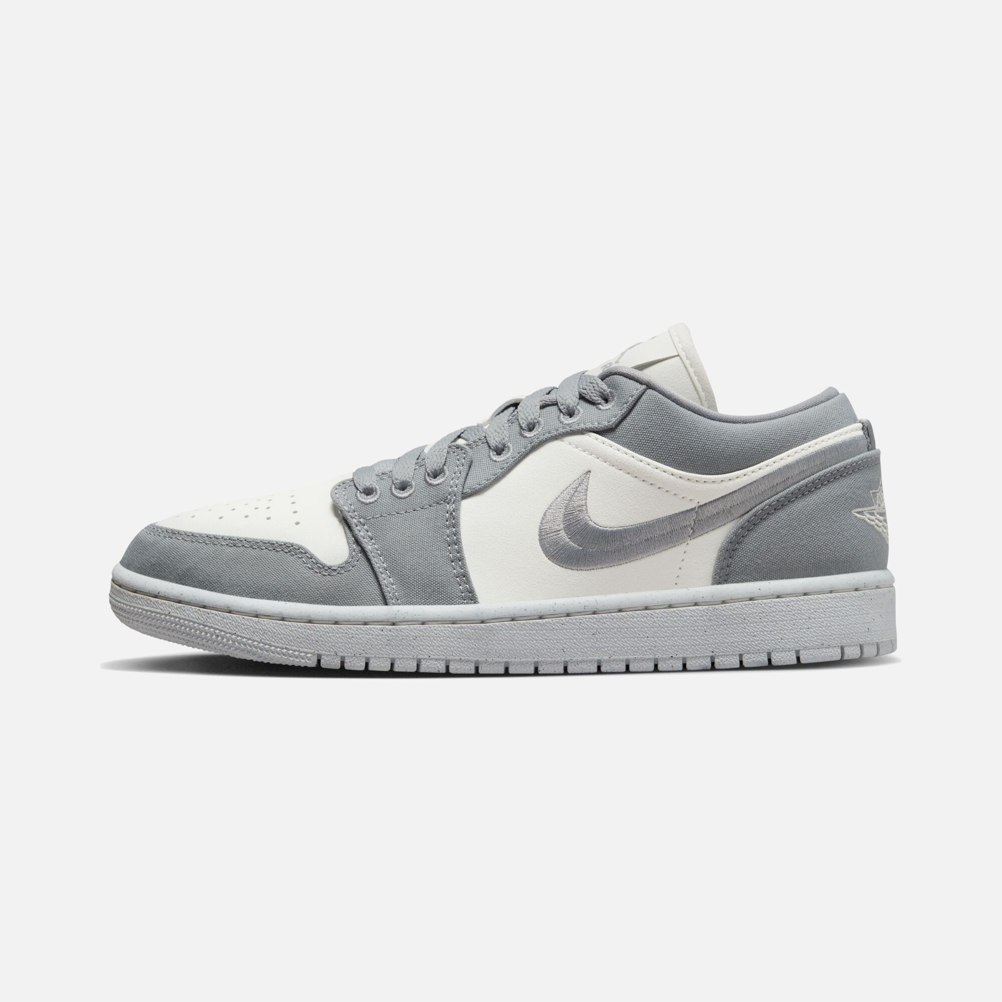 Nike Air Jordan 1 Low SE ''Custom Swoosh Logo'' Kadın Spor Ayakkabı