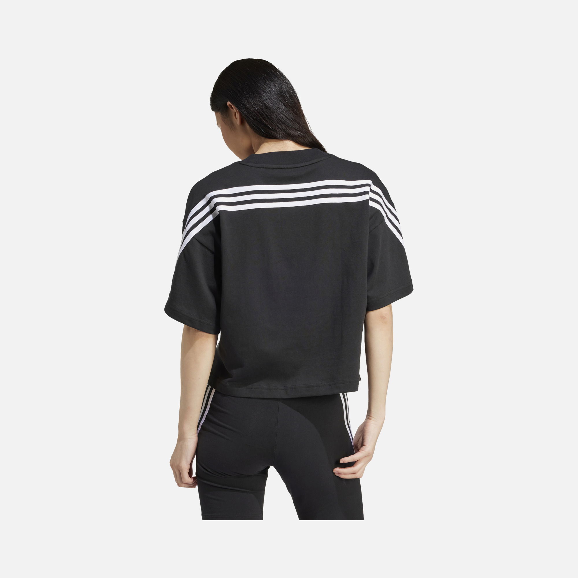adidas Future Icons 3-Stripes Short-Sleeve Kadın Tişört