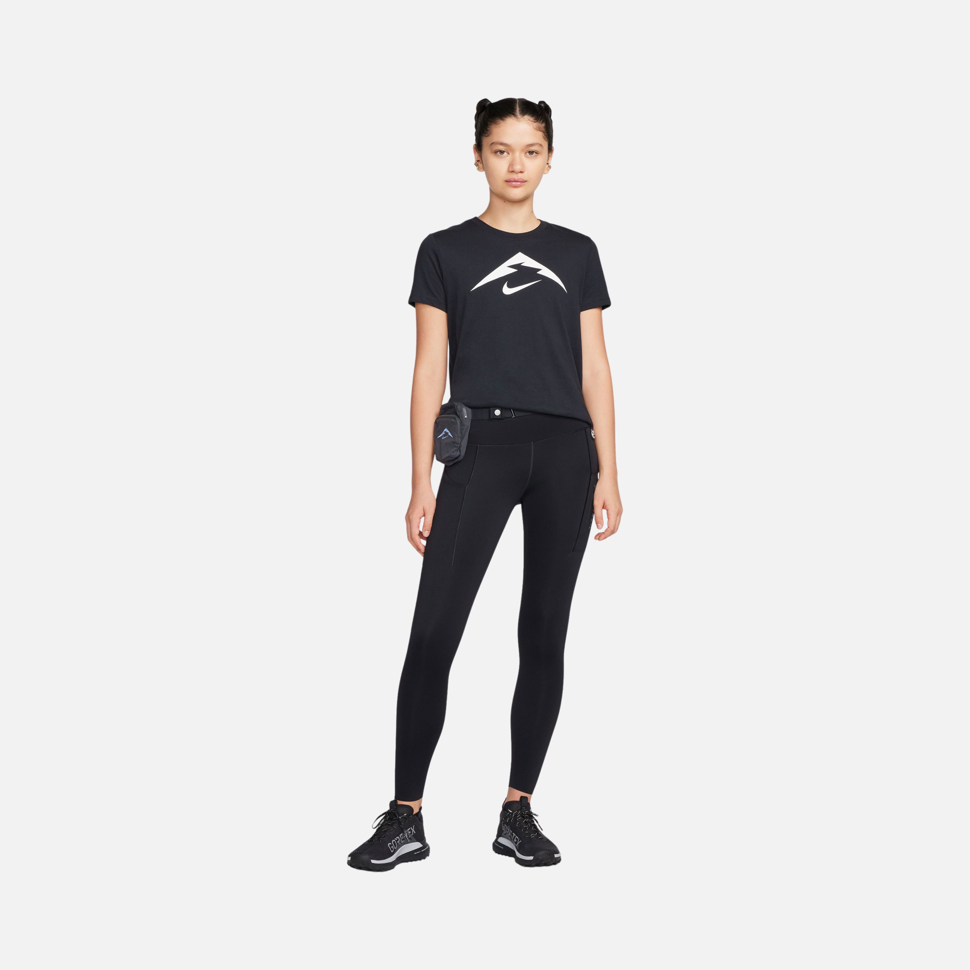 Nike Dri-Fit Legend Trail Running Short-Sleeve Kadın Tişört