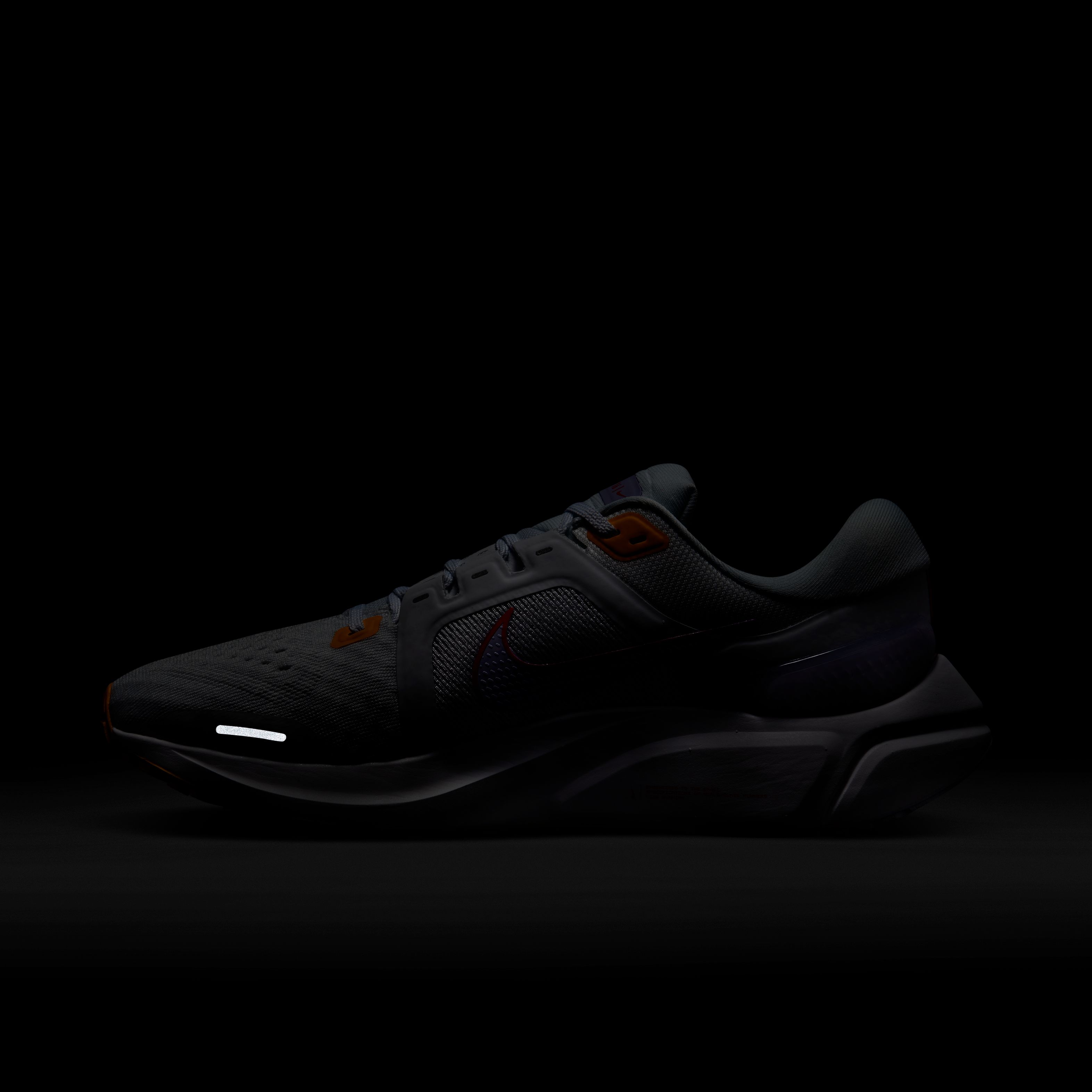 Nike Air Zoom Vomero 16 Road Running Kadın Spor Ayakkabı