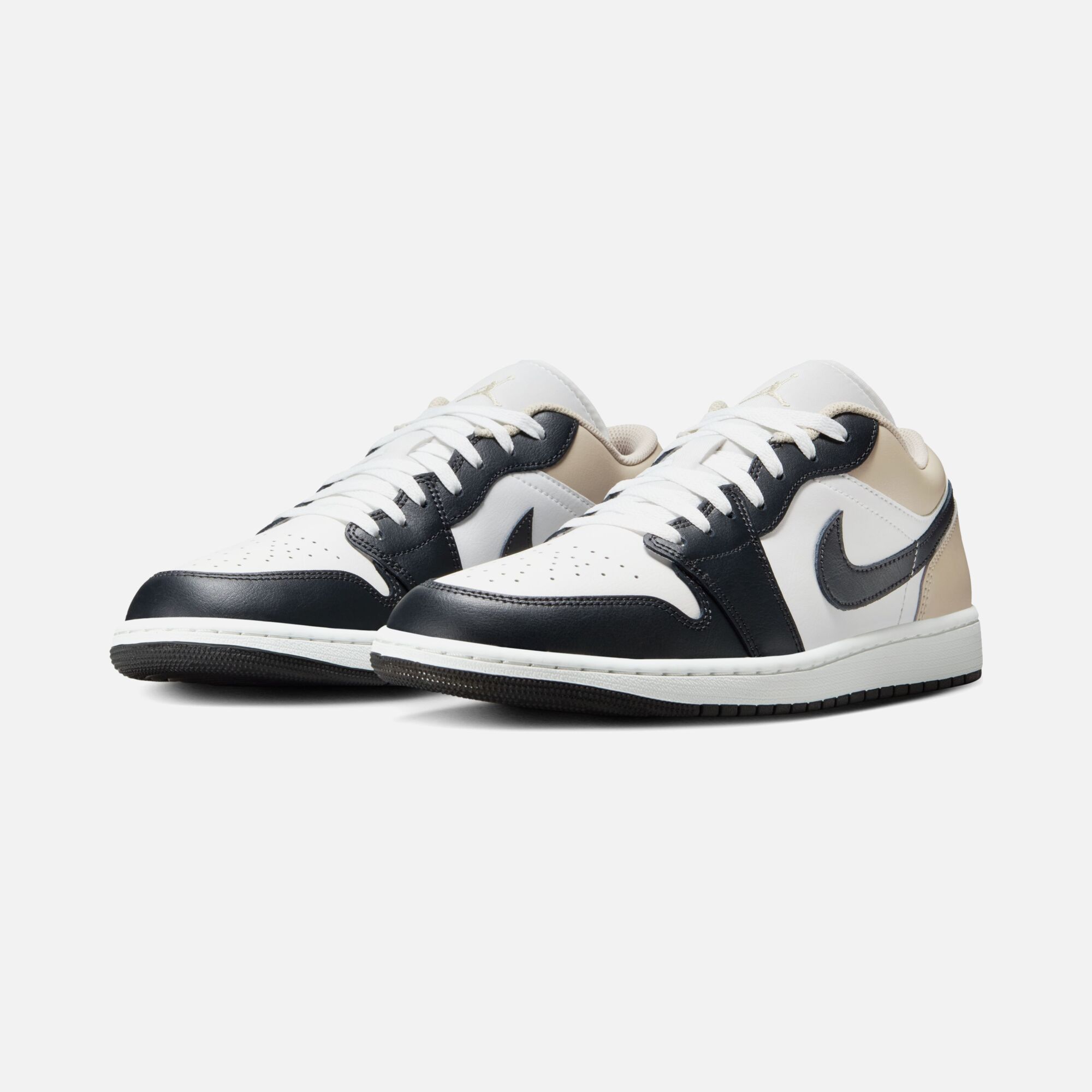 Nike Air Jordan 1 Low CO Erkek Spor Ayakkabı