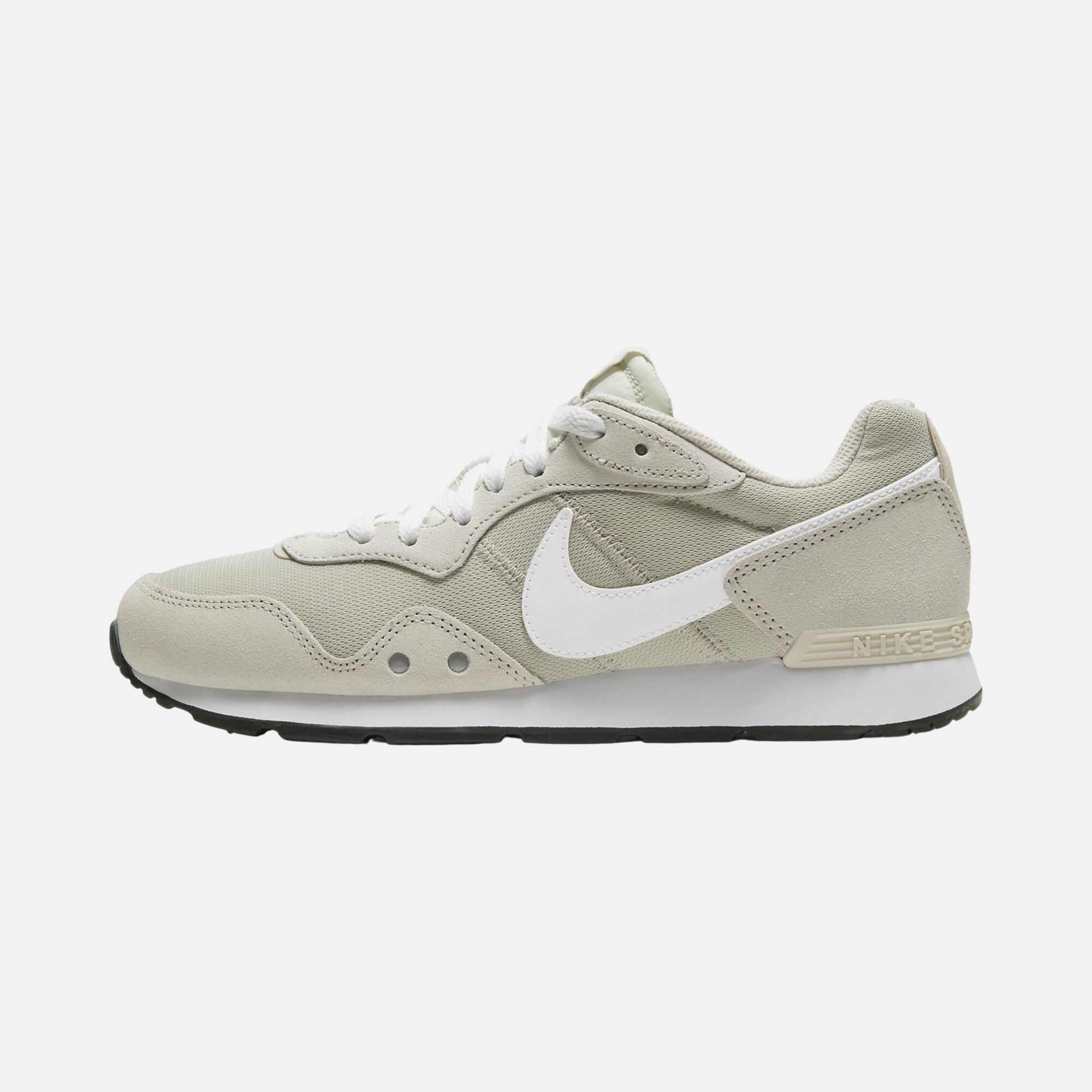 Nike Venture Runner Kadın Spor Ayakkabı