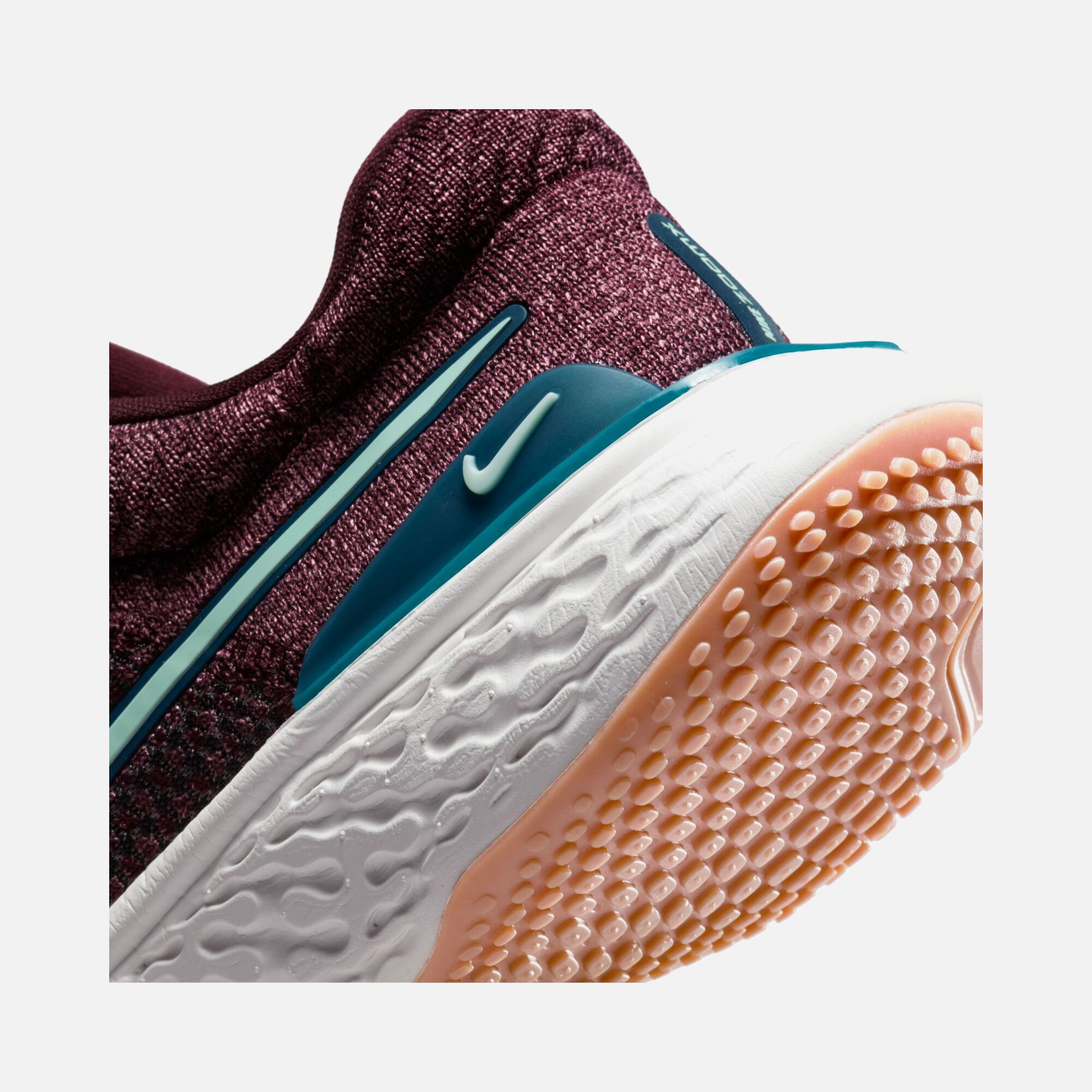 Nike ZoomX Invincible Run Flyknit 2 Running Kadın Spor Ayakkabı