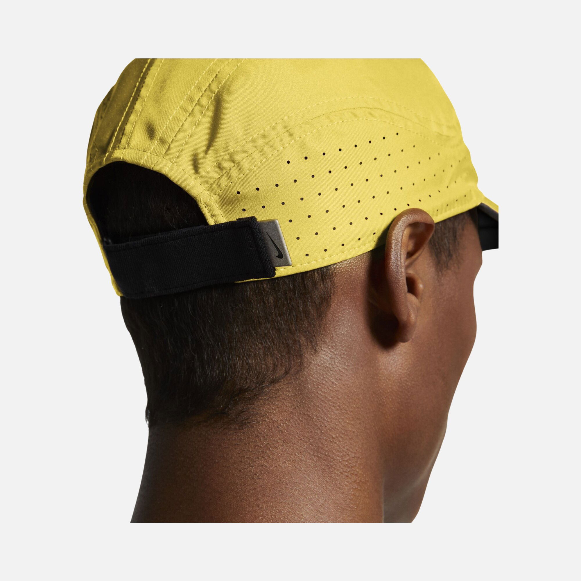 Nike Dri-Fit ADV AeroBill Tailwind Running Unisex Şapka