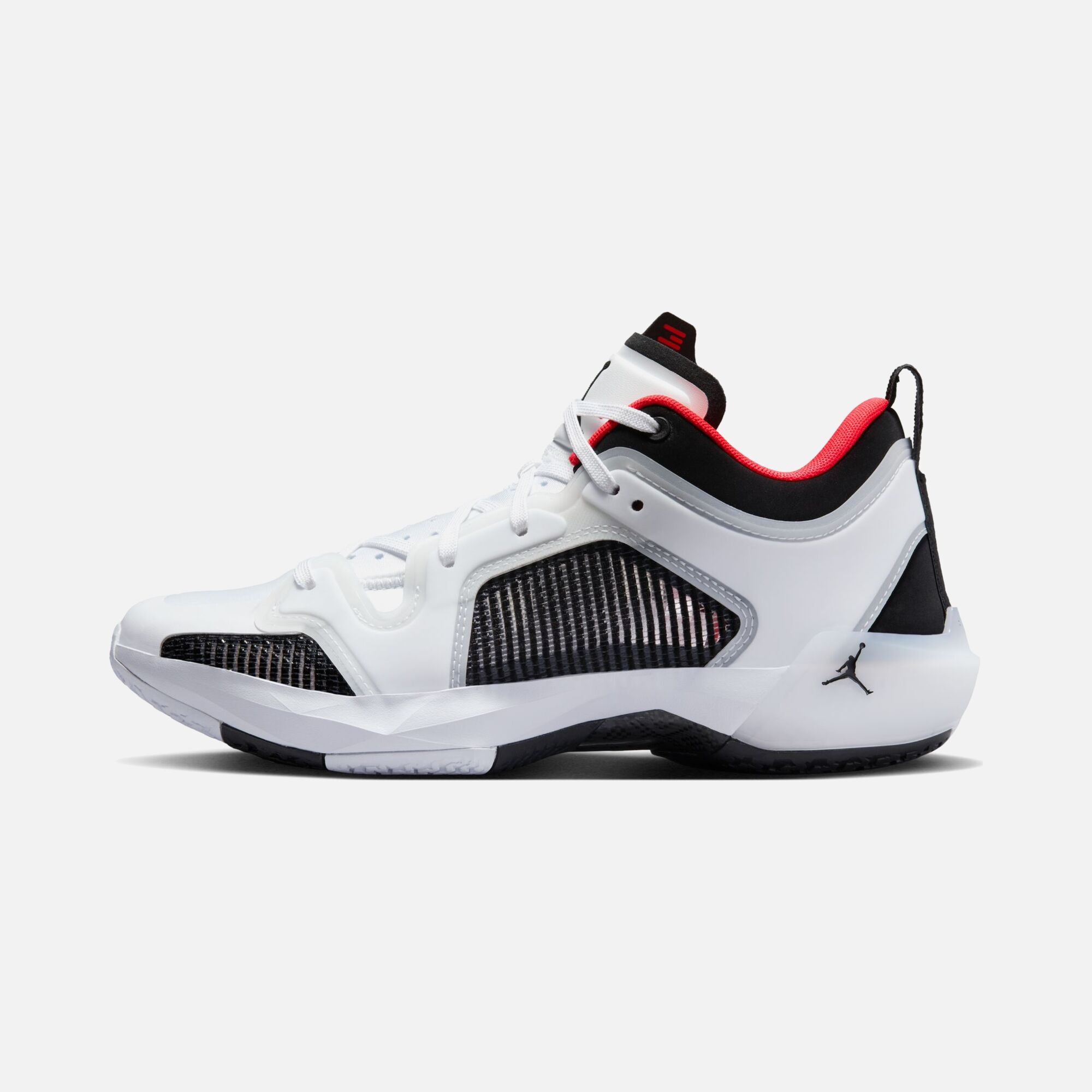 Nike Air Jordan XXXVII Low Erkek Basketbol Ayakkabısı