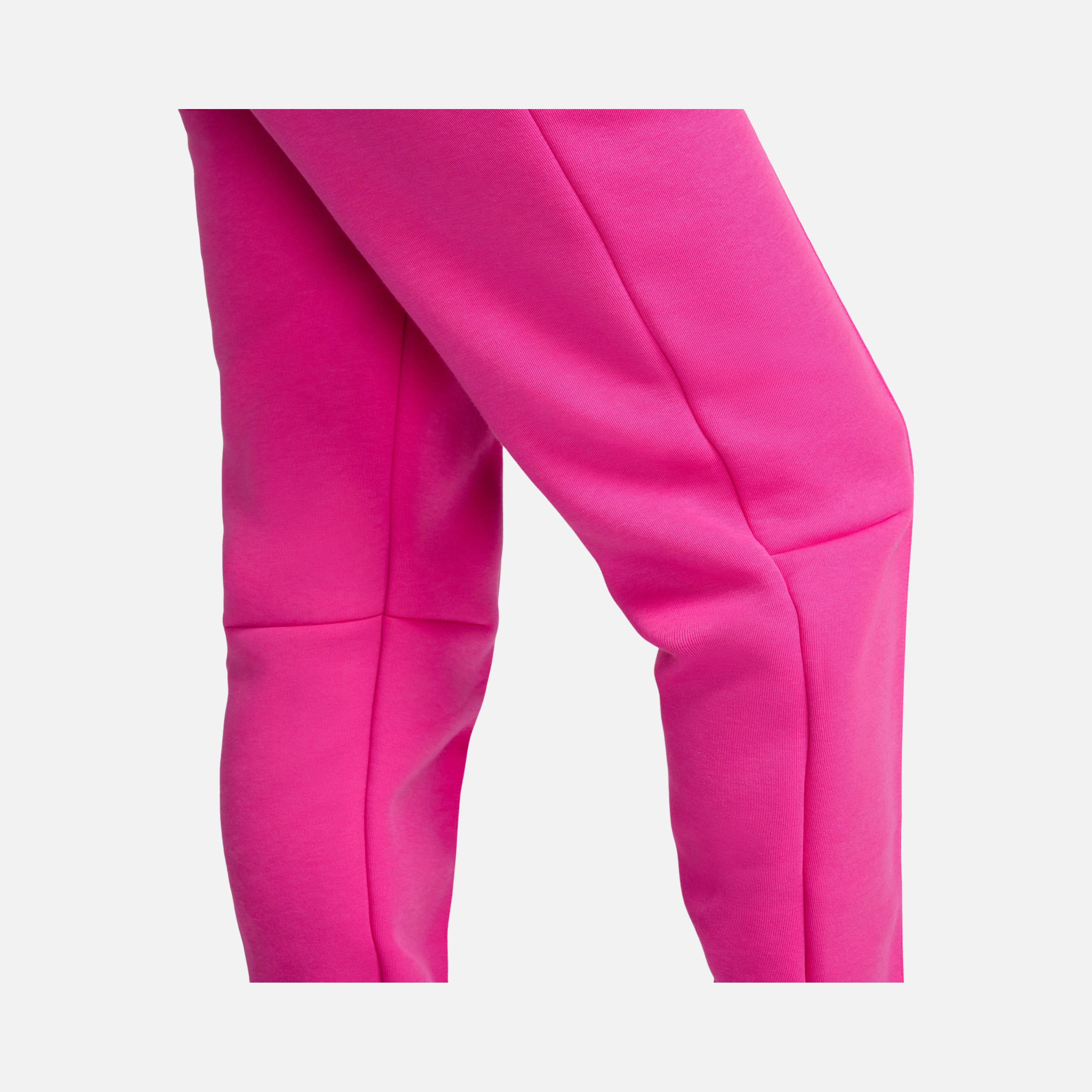 Nike Sportswear Tech Fleece Mid-Rise Kadın Eşofman Altı