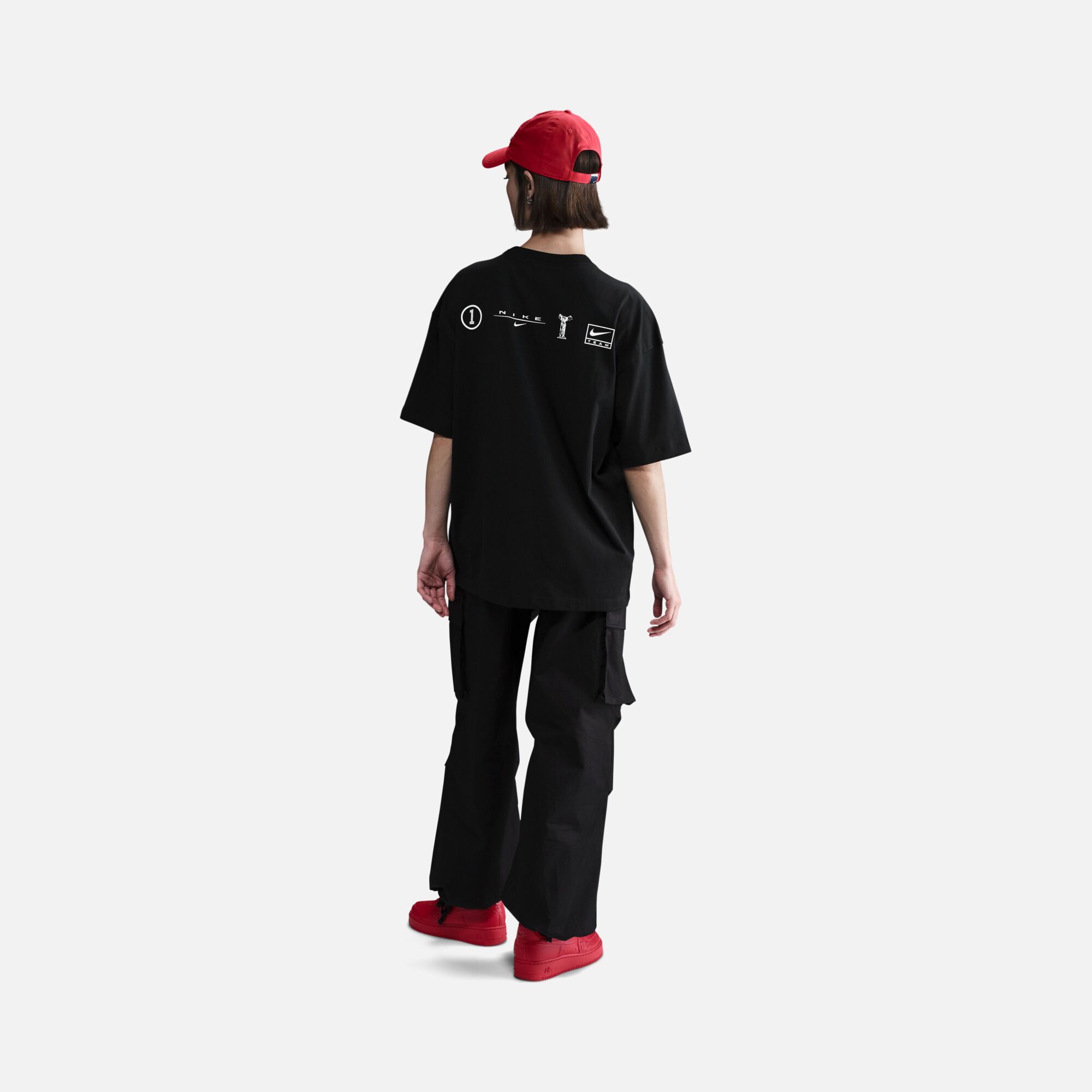 Nike Sportswear Street Dance Oversized Short-Sleeve Kadın Tişört