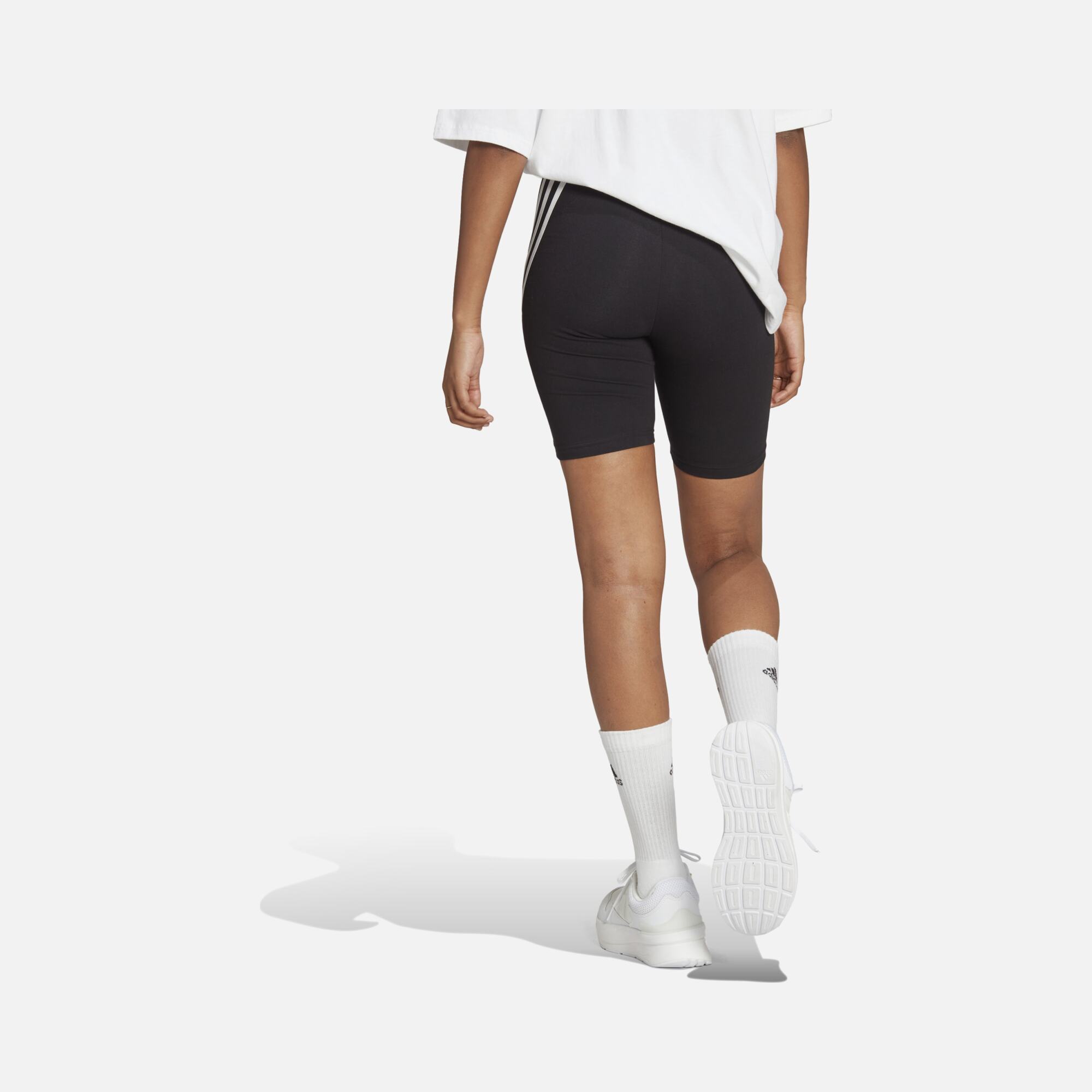adidas Future Icons 3-Stripes Bike Kadın Şort