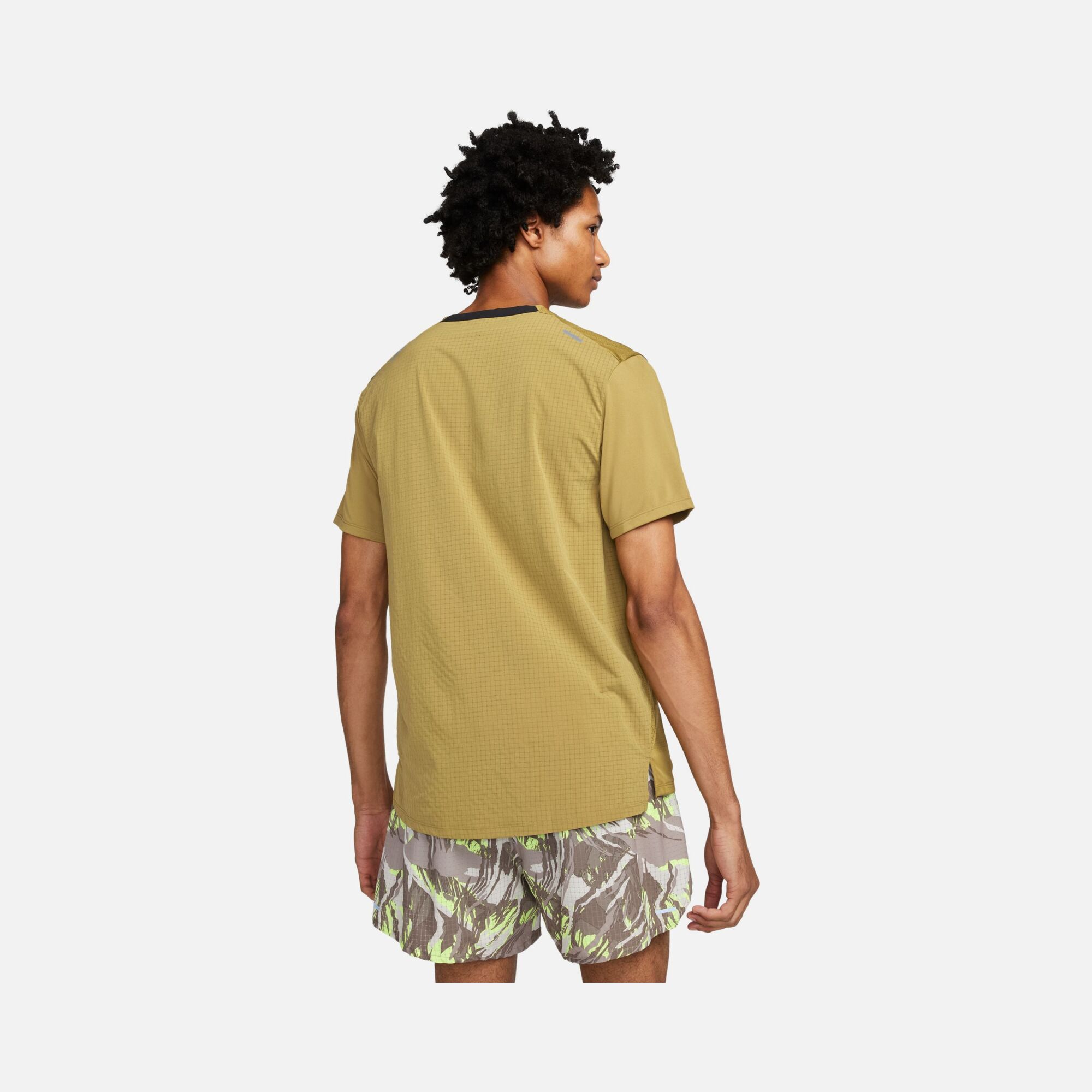 Nike Dri-Fit Rise 365 Trail Running Short-Sleeve Erkek Tişört