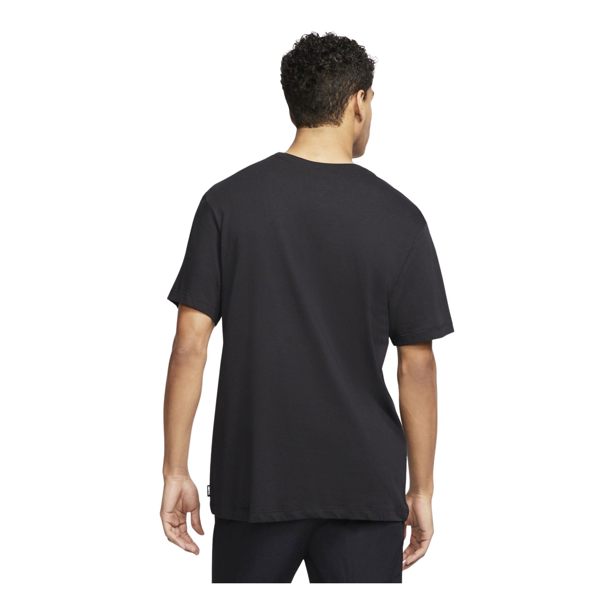 Nike F.C. Essentials Short-Sleeve Erkek Tişört