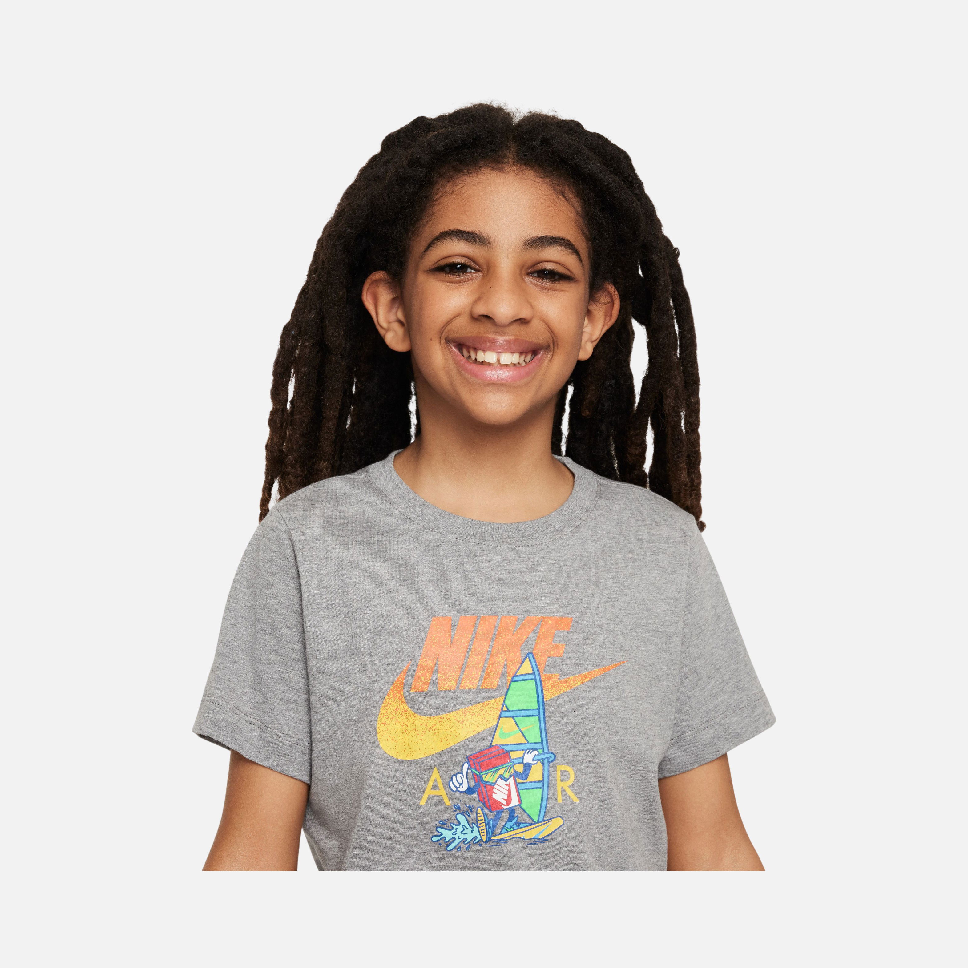 Nike Sportswear Boxy 2 Graphic Short-Sleeve Çocuk Tişört