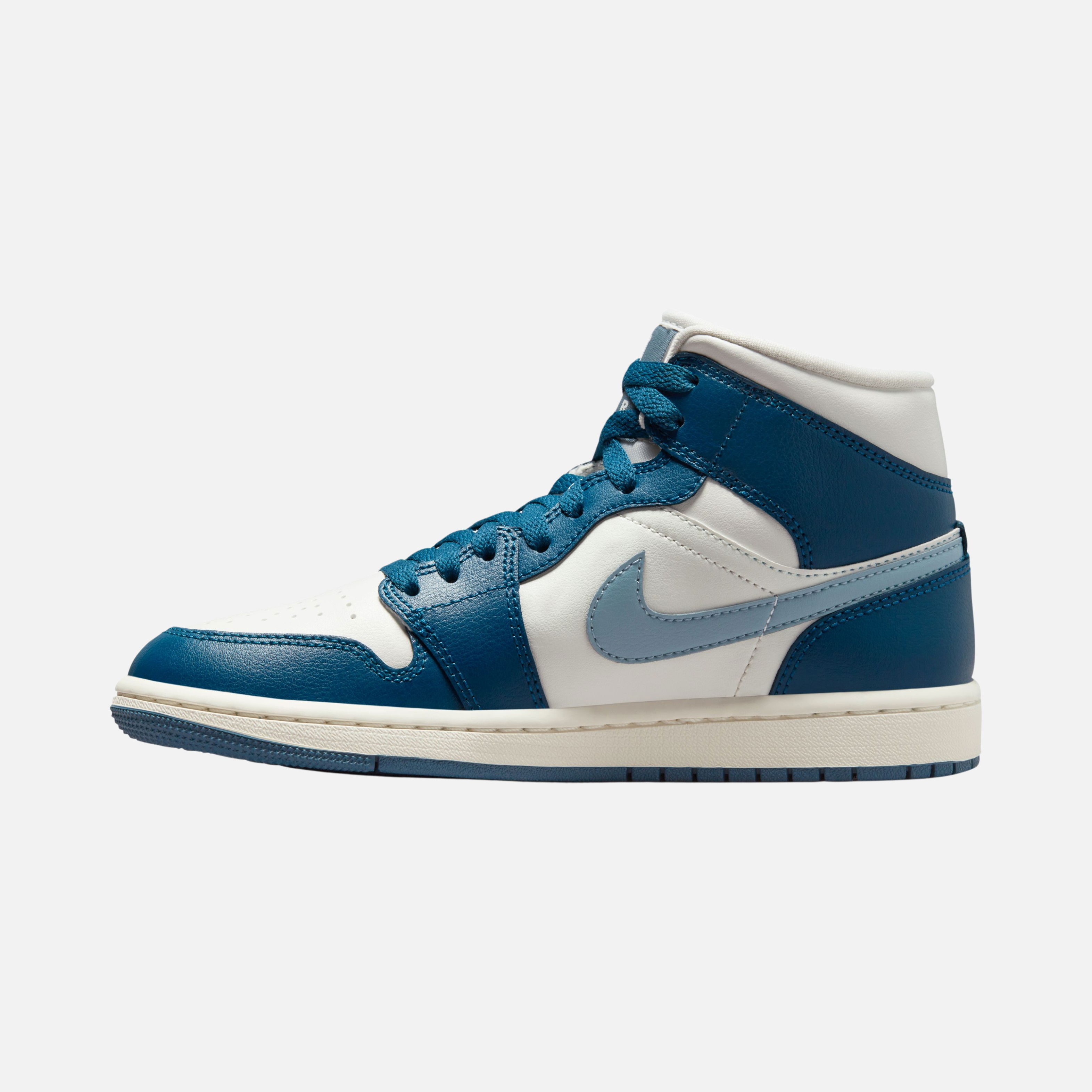 Nike Air Jordan 1 Mid Kadın Spor Ayakkabı