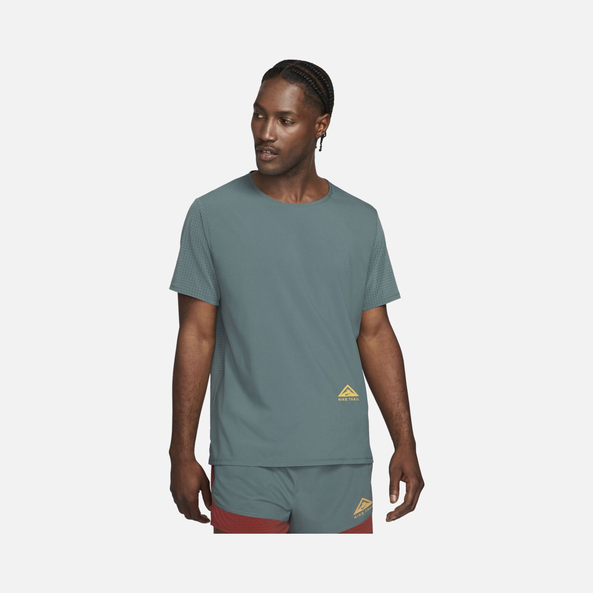 Nike Dri-Fit Trail Rise 365 Short-Sleeve Erkek Tişört