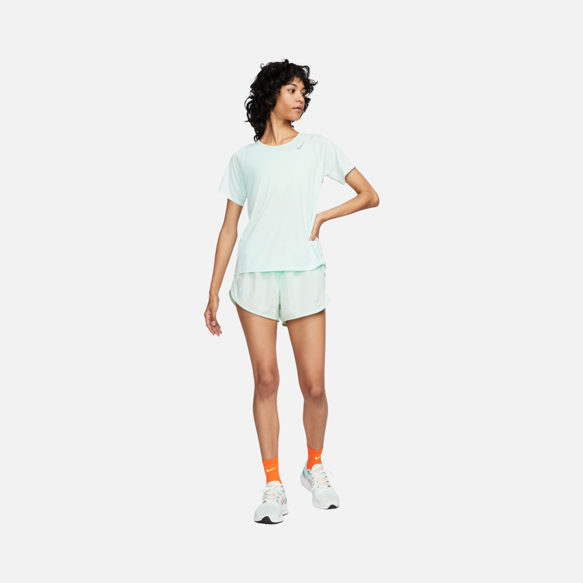 Nike Dri-Fit Tempo Race Running Kadın Şort