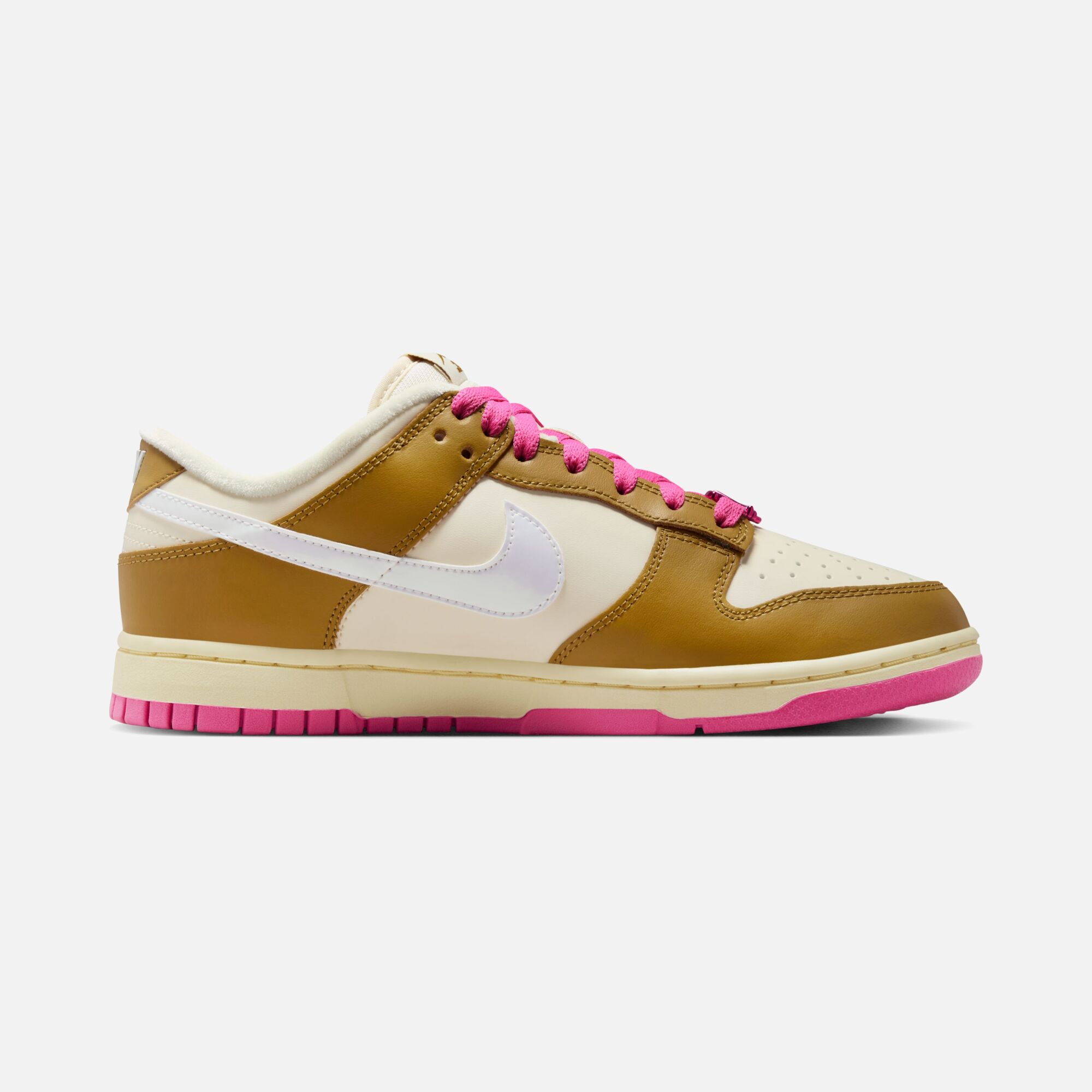 Nike Dunk Low SE ''Holographic Accents & Jewel-Like Hardware'' Kadın Spor Ayakkabı