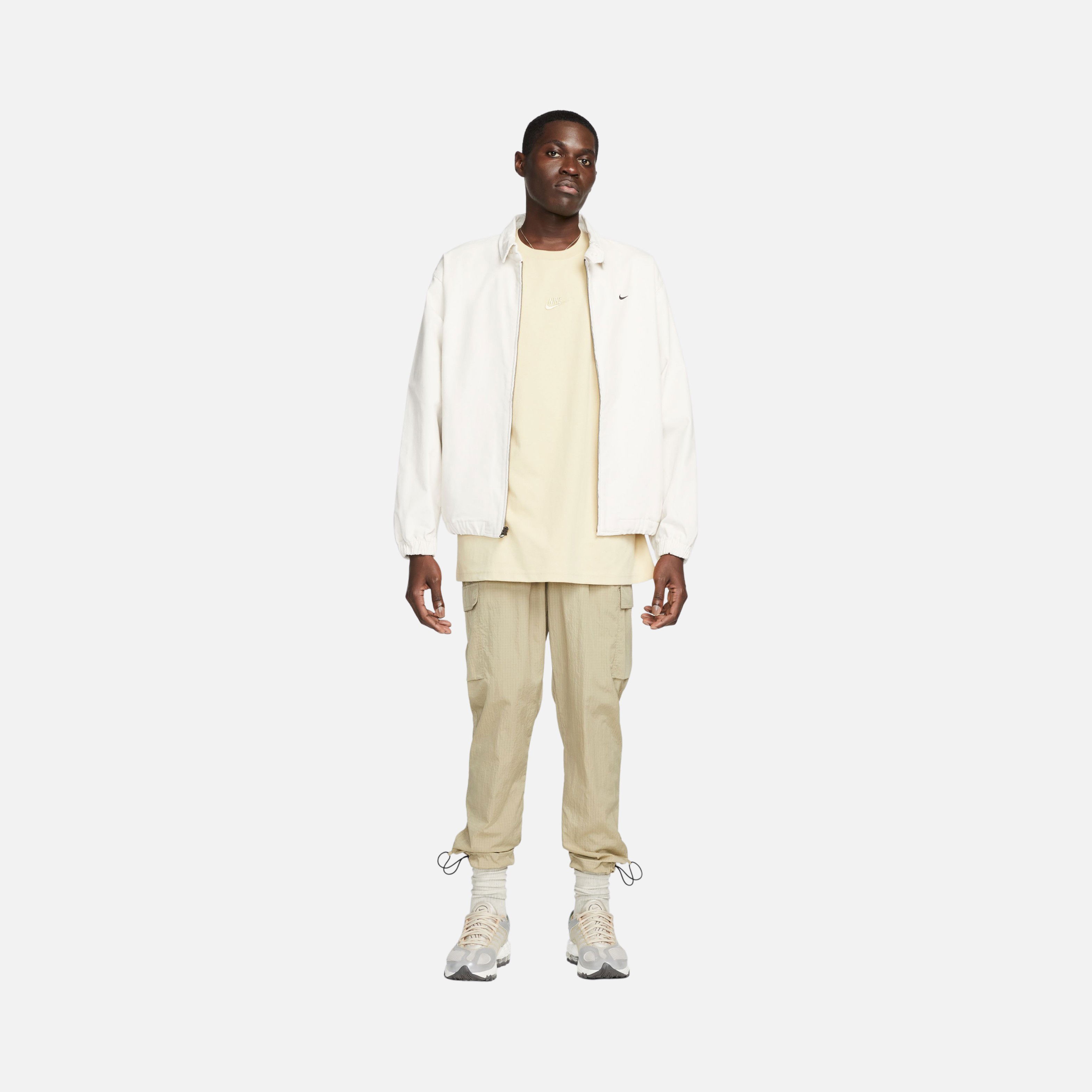 Nike Sportswear Premium Essentials Oversized Short-Sleeve Erkek Tişört