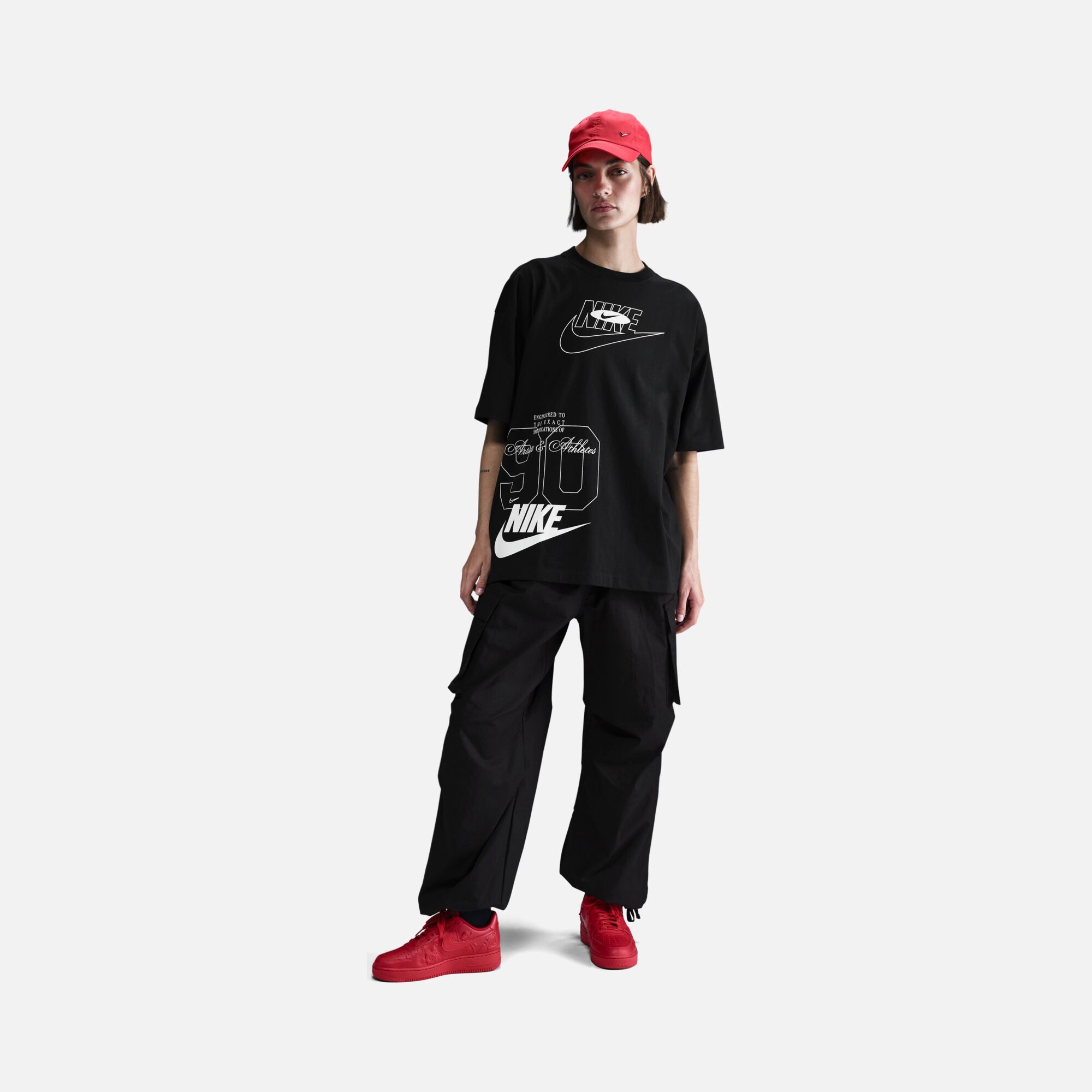 Nike Sportswear Street Dance Oversized Short-Sleeve Kadın Tişört