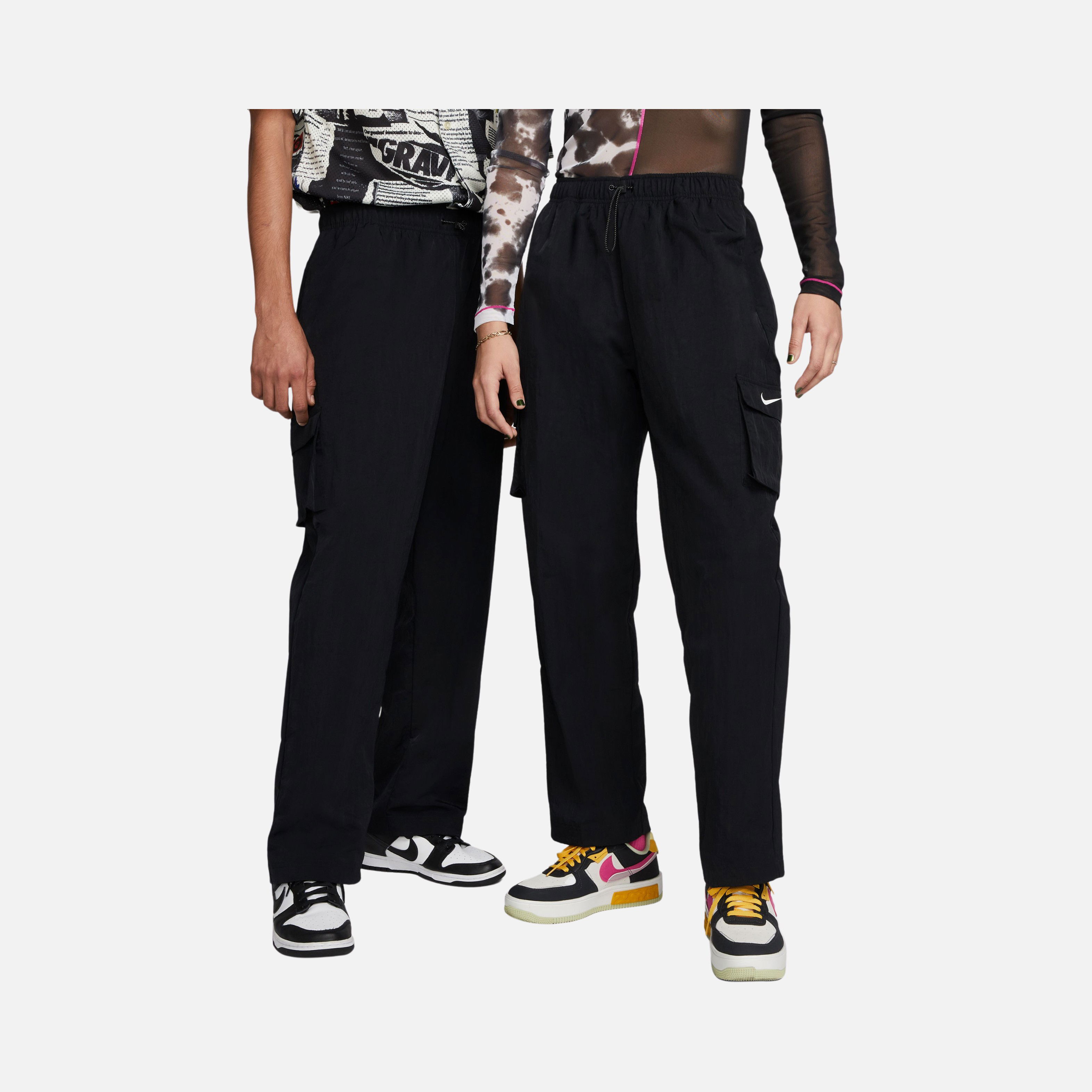 Nike Sportswear Essentials High-Rise Woven Fabrics Cargo Kadın Pantolon