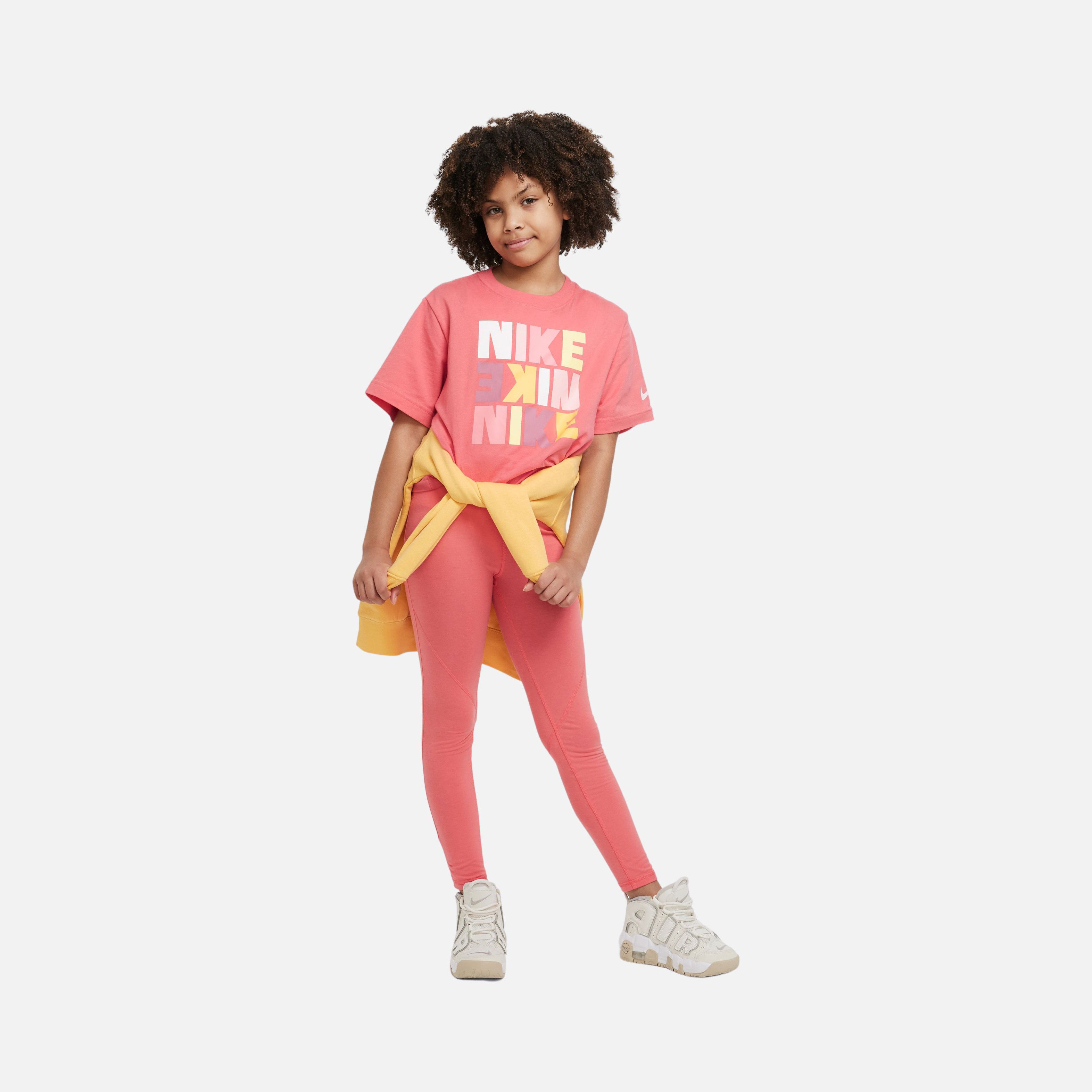 Nike Sportswear ''Tee Boxy Graphic'' Short-Sleeve (Girls') Çocuk Tişört