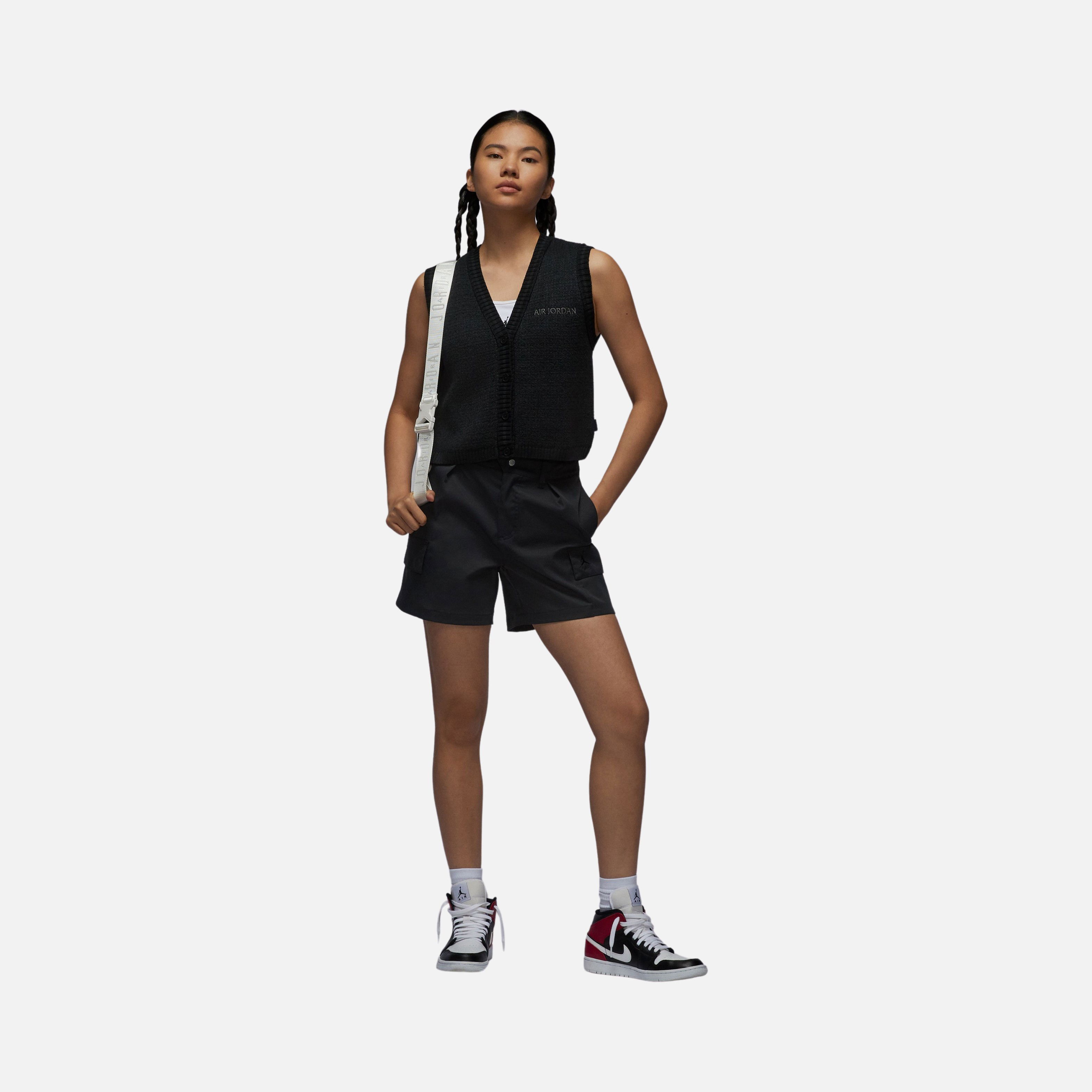 Nike Air Jordan Knit Loose Cut V-Neck Full-Buttoned Kadın Yelek