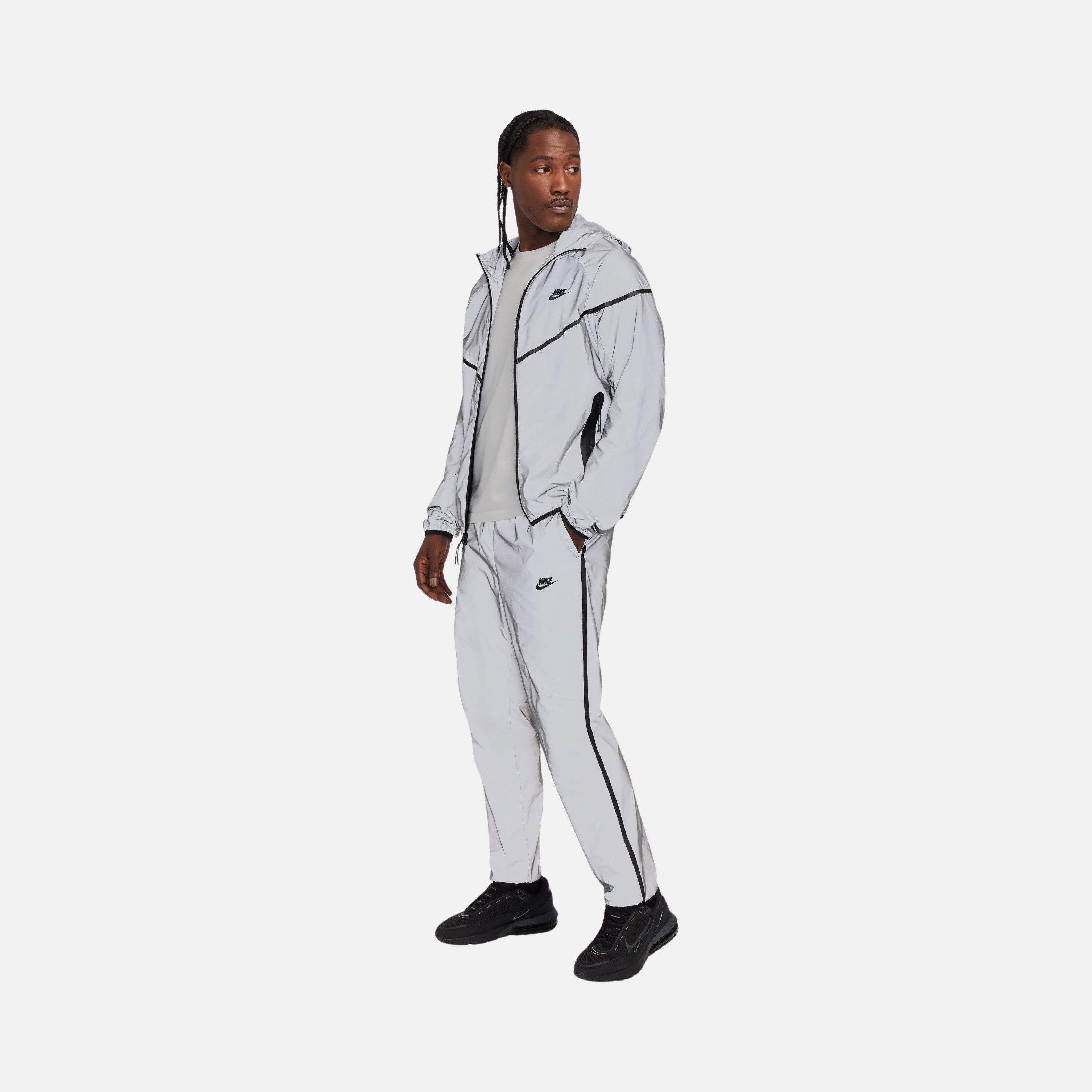 Nike Sportswear Tech Seasonal Woven Flash Erkek Eşofman Altı
