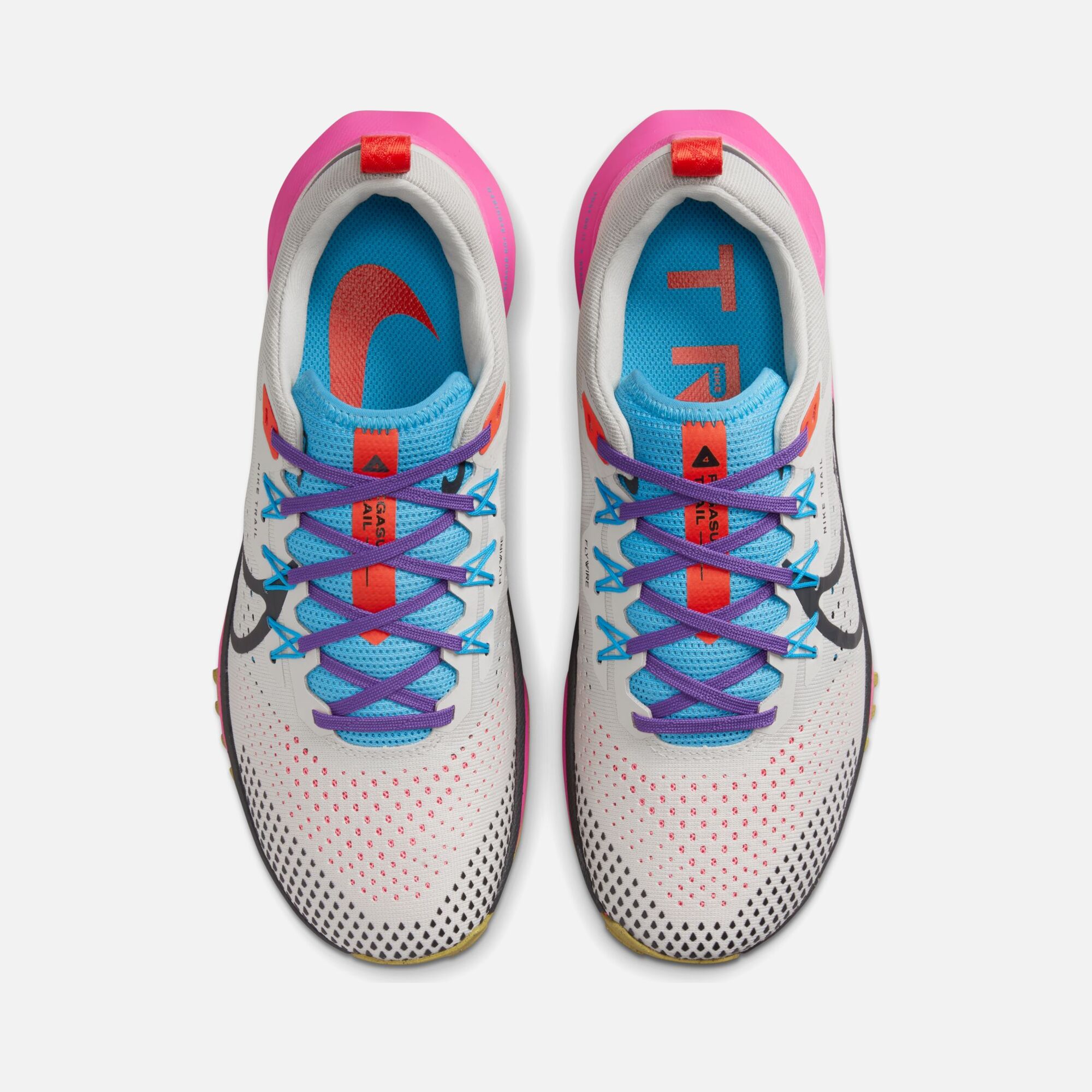 Nike Pegasus Trail 4 Running Kadın Spor Ayakkabı