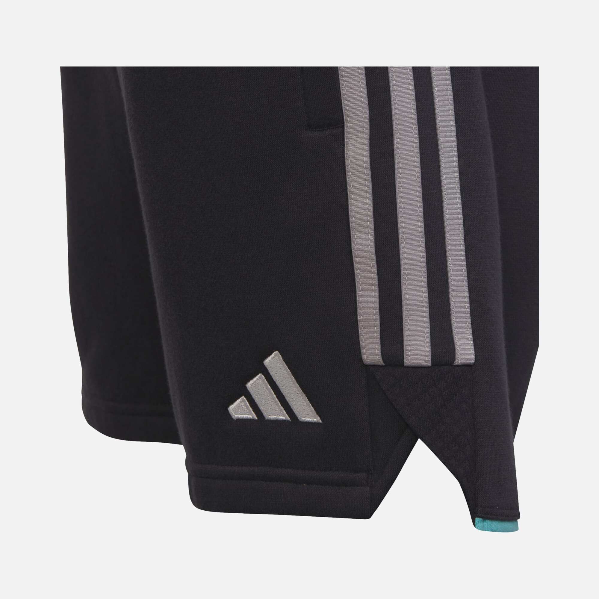 adidas Messi 3-Stripes Football Performance Çocuk Şort
